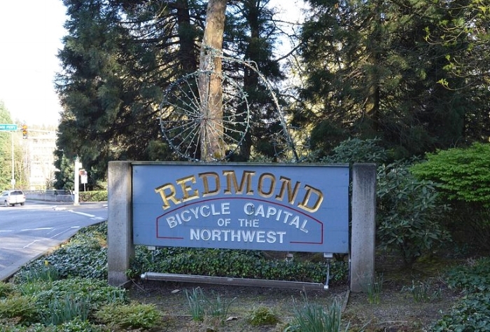 800px-Bicycle_Capital_of_the_Northwest.jpg