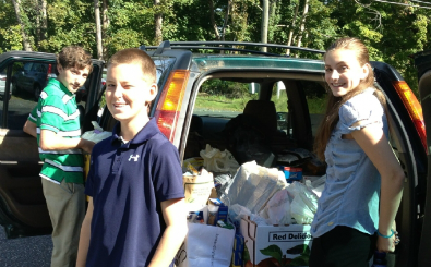 Preparing for Redding Food Pantry delivery