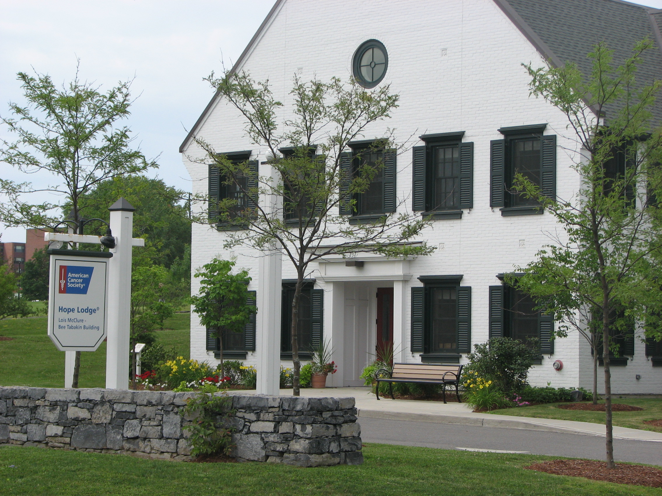 ACS Hope Lodge Lois McClure-Bee Tabakin Building