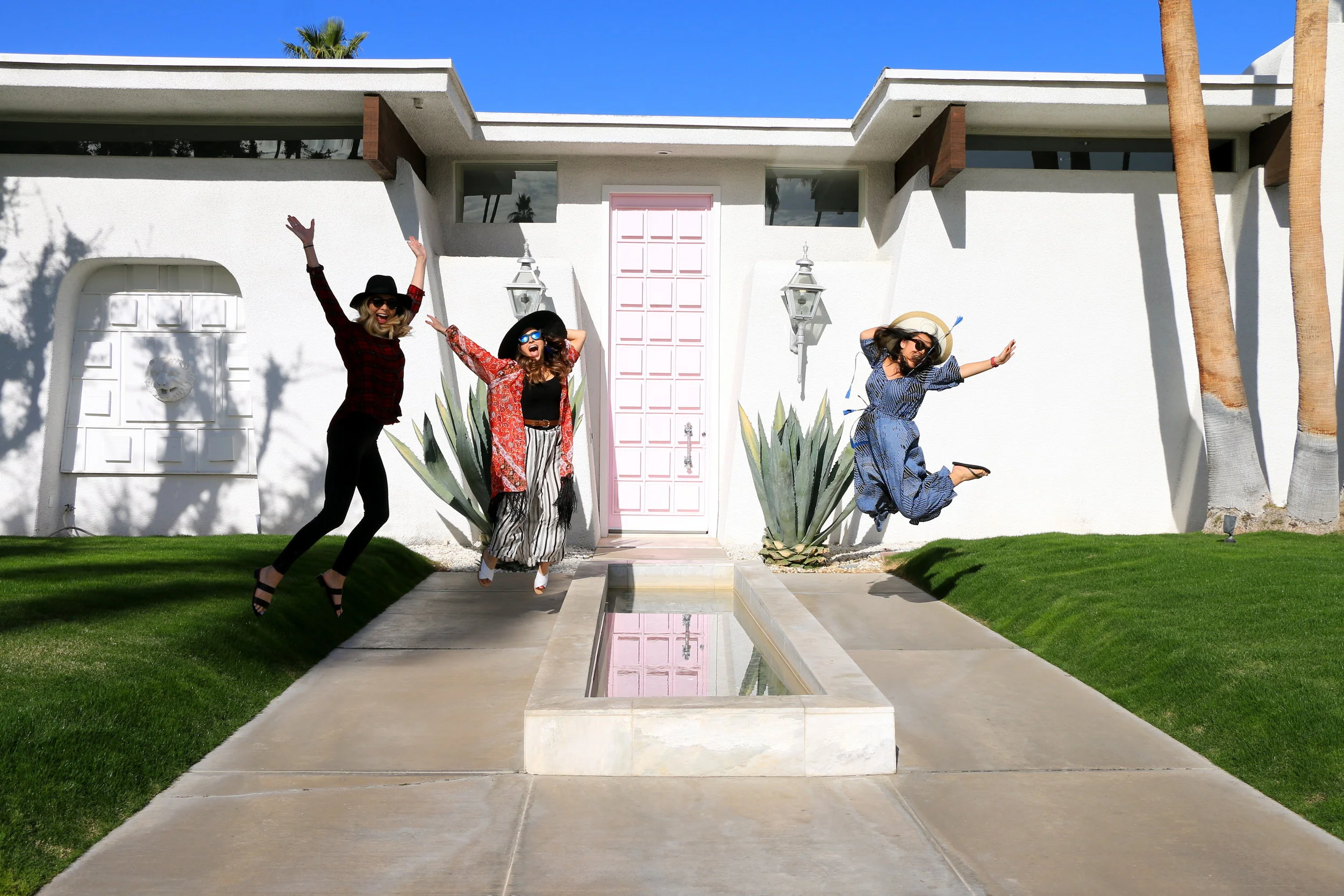 Palm_Springs_Pink_Door_Boho_Girls_5215.JPG