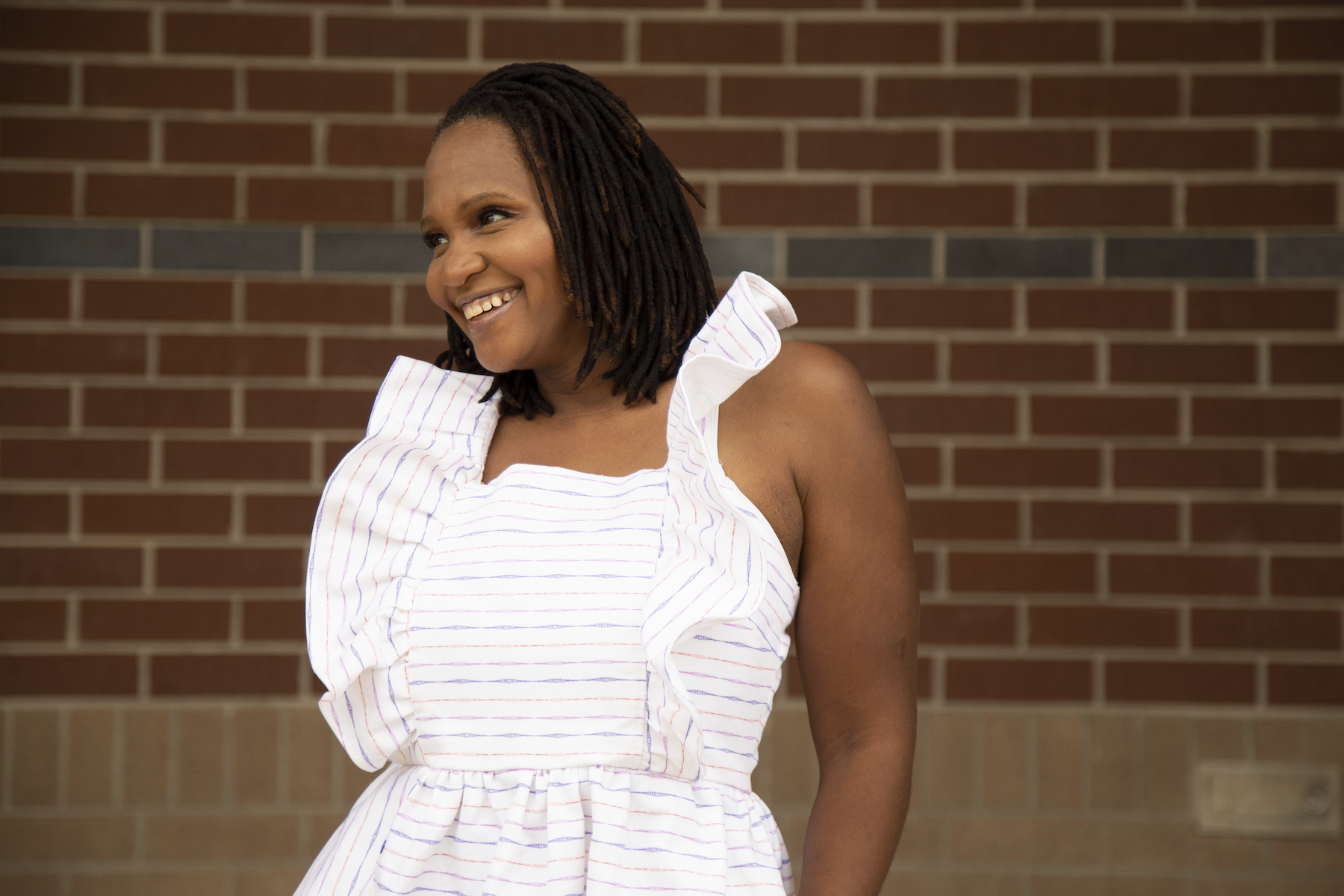 Shundra Davis Makes a Dramatic Dress with Waxing &amp; Waning Print