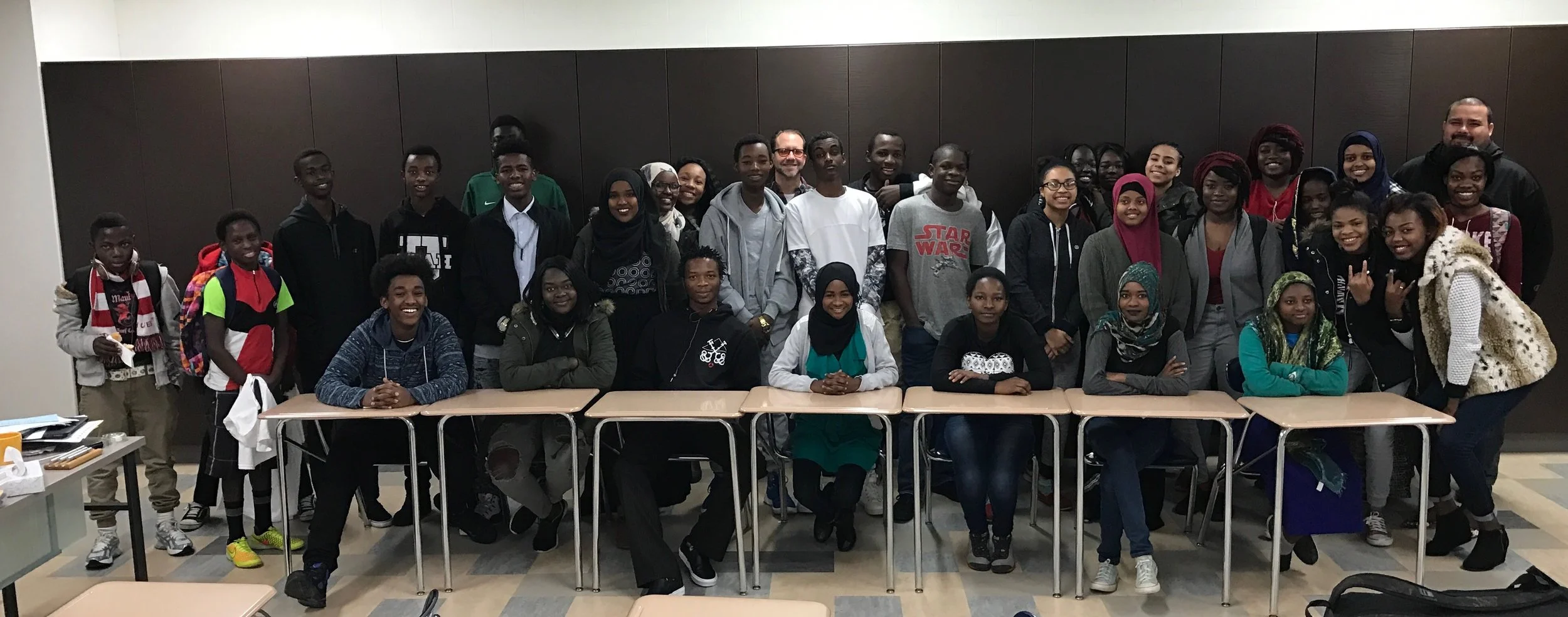 Cottonwood HS Group Meeting at Picture Day