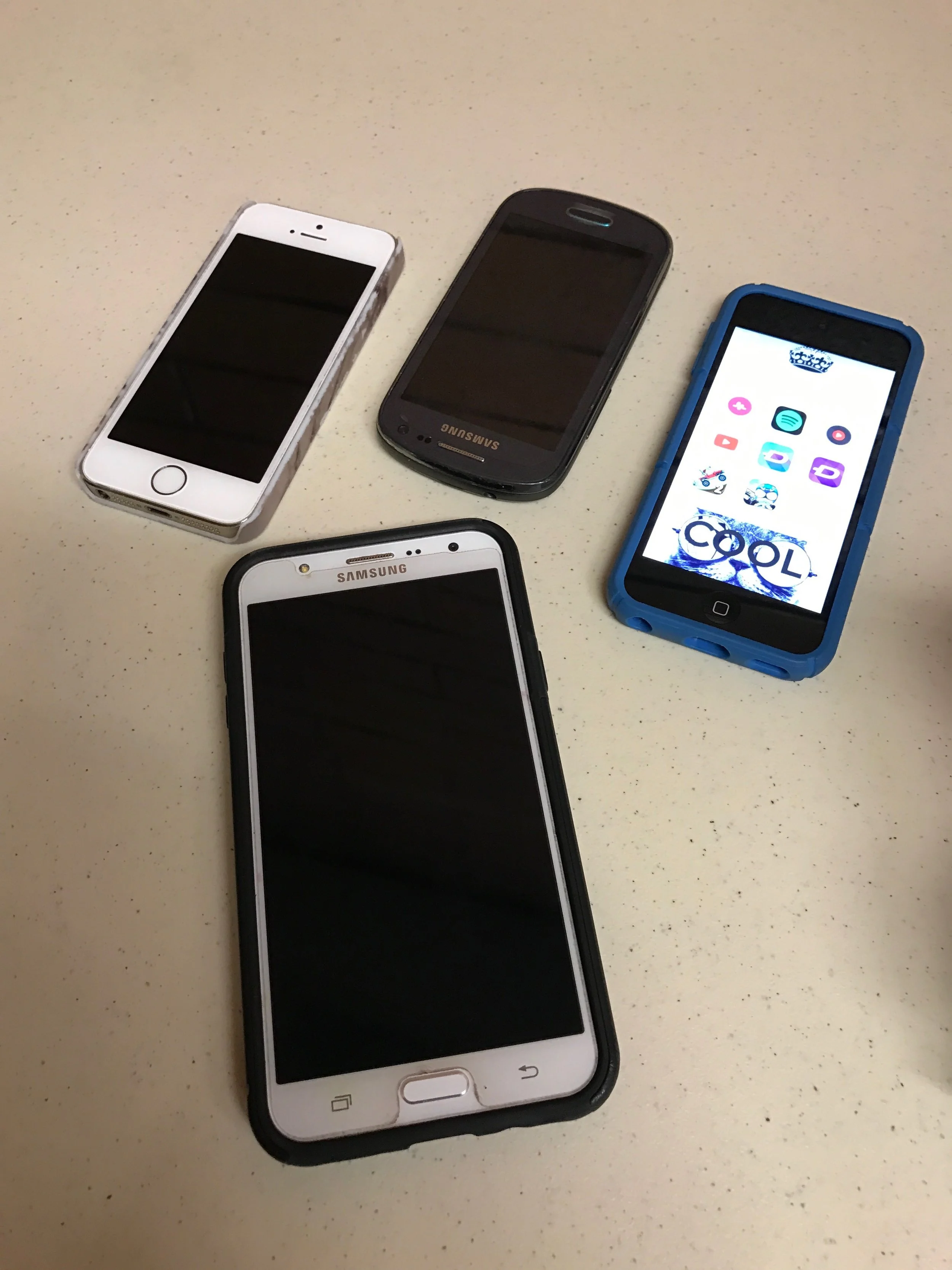 No Phones During The V(i)llage