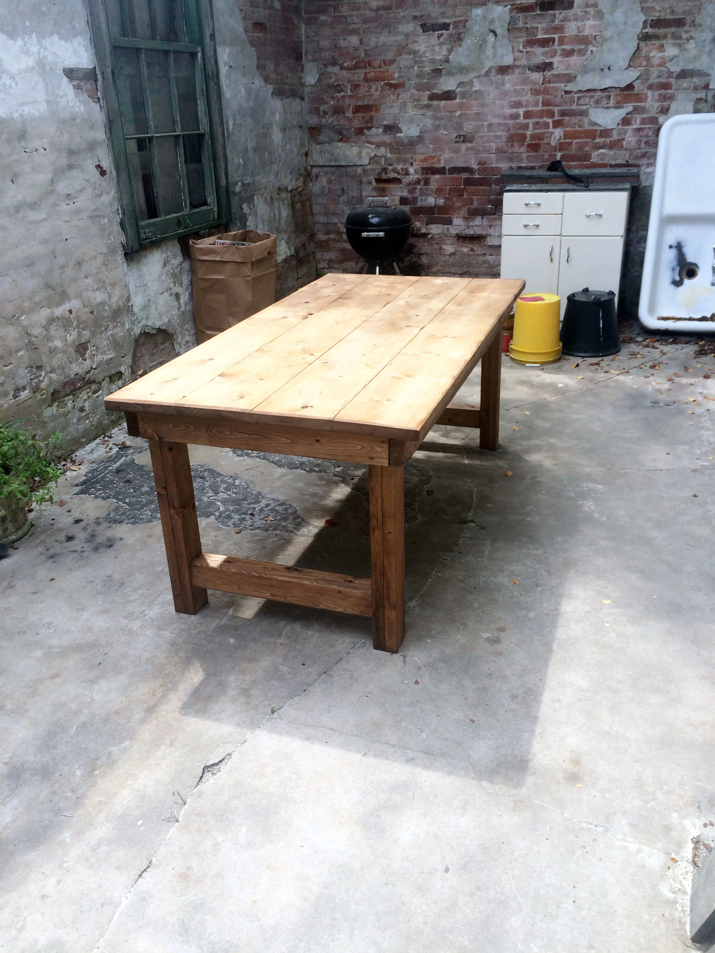 Table_01.jpg