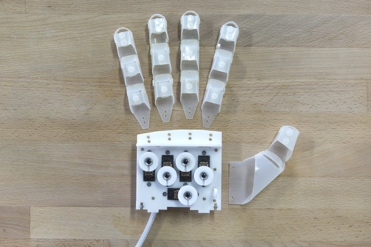 at_handbot_instructions_32_2KWLXDNGCl.jpg