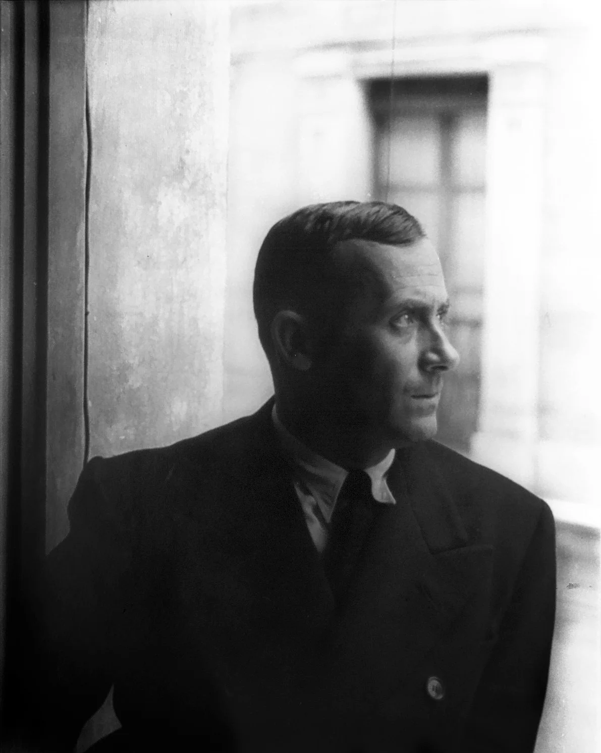 joan-miro-photograph.jpg