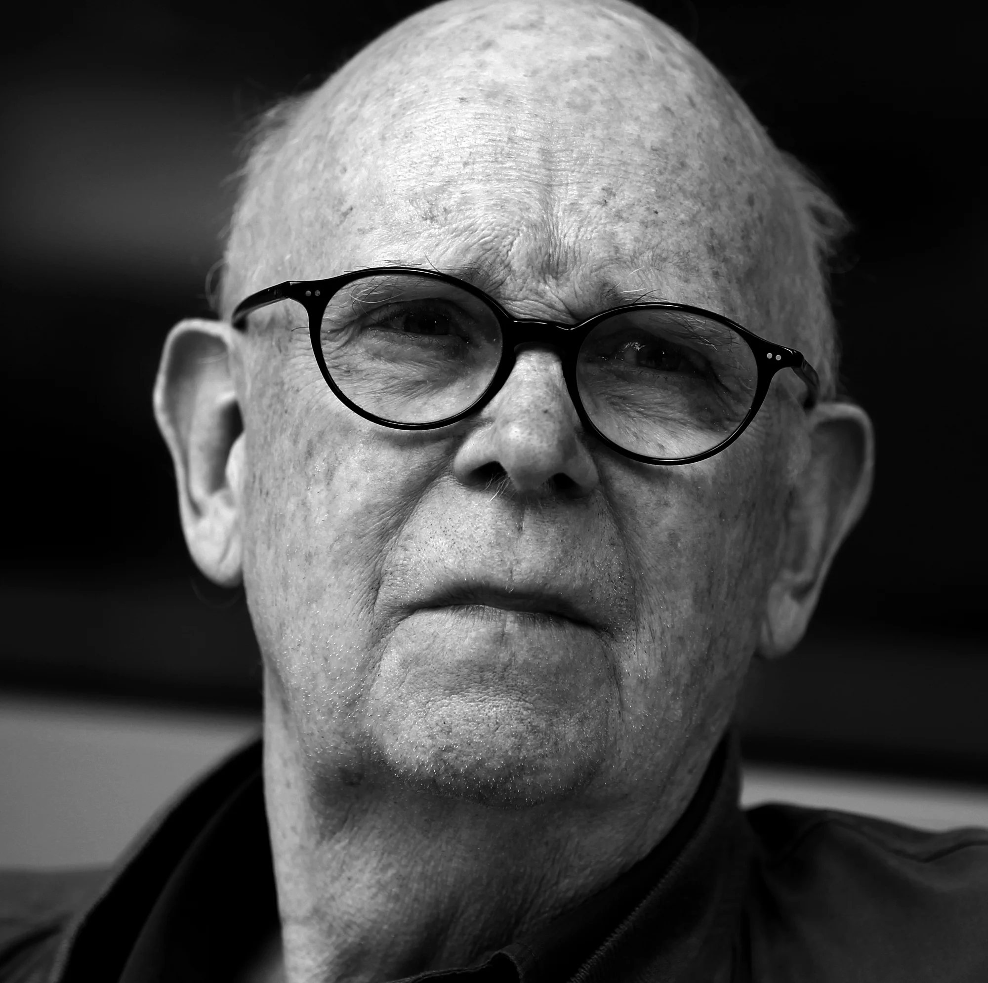 claus-oldenburg-photograph.jpg