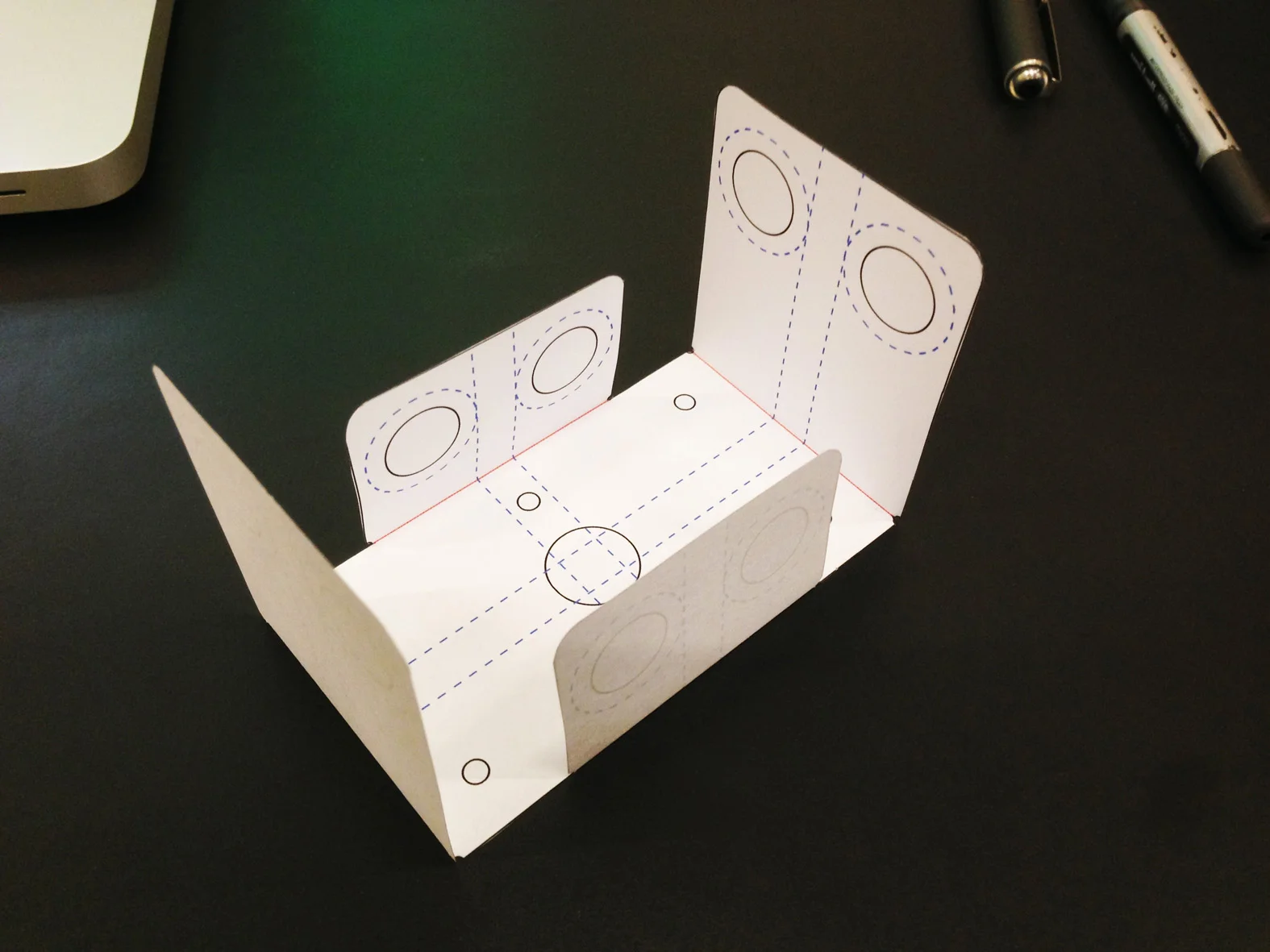 26 Merricks - 16 Shutter roller 01.jpg