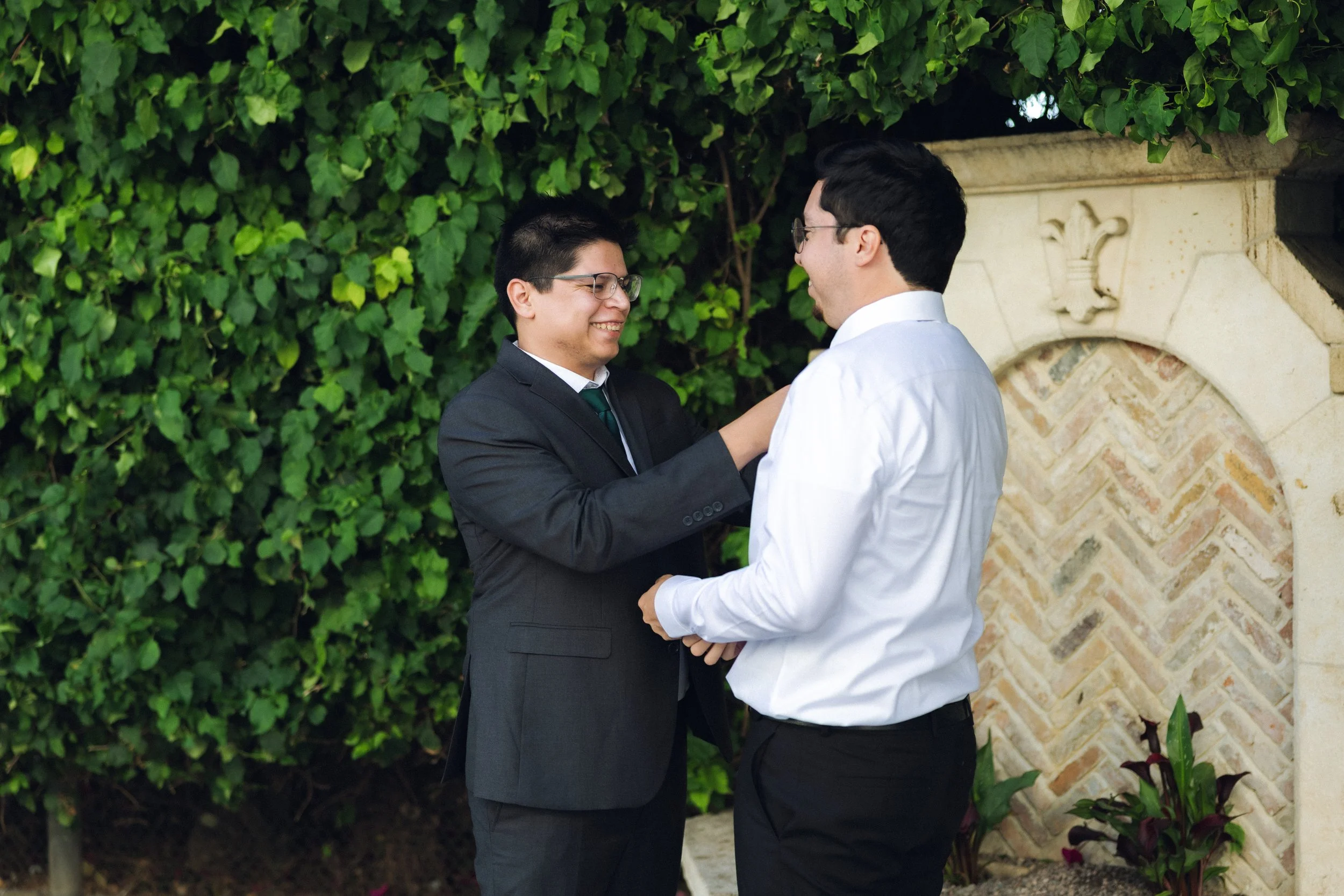 Geneva and Fernando Wedding Sneak Peek-18.jpg