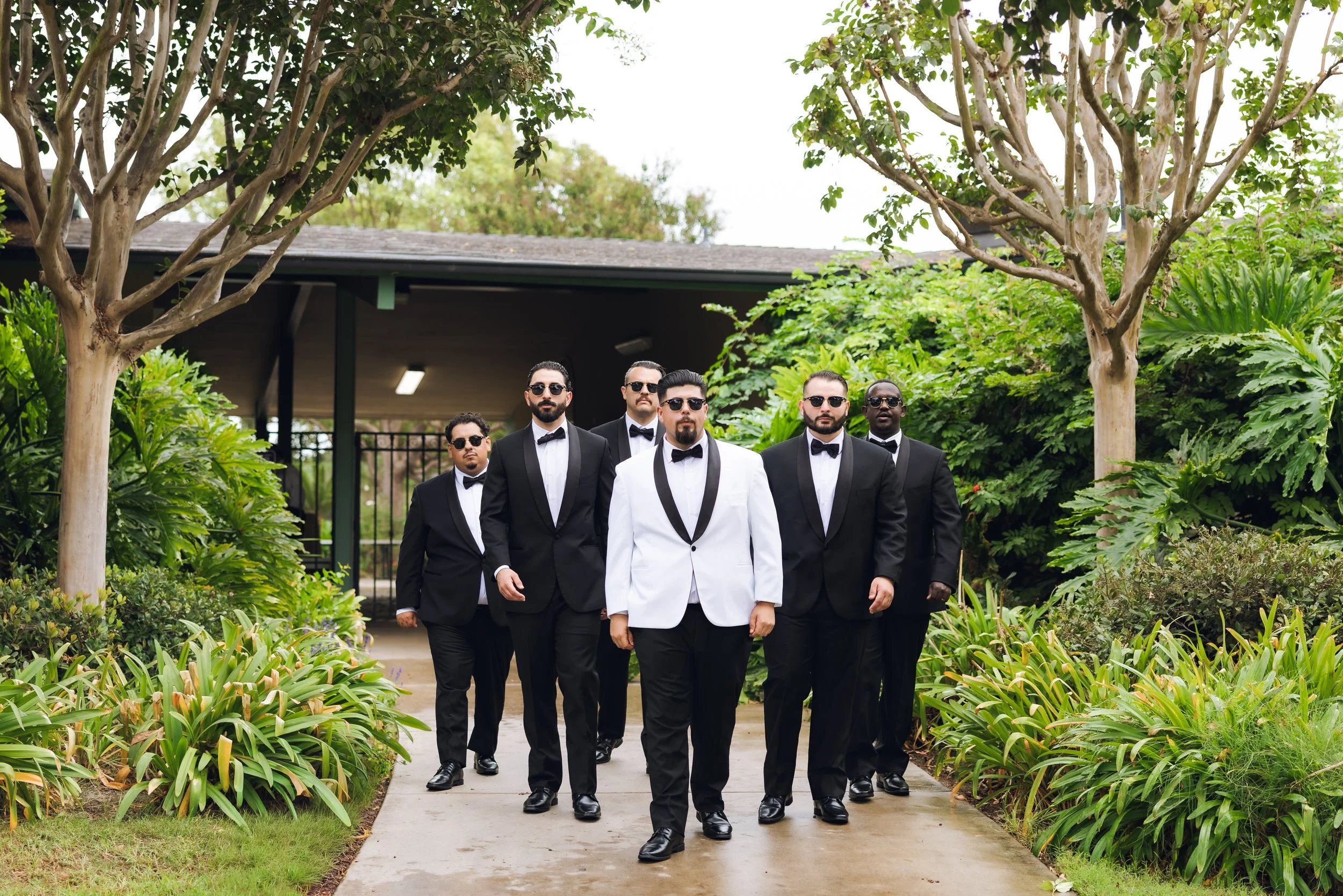 Sneak Peek- Melissa and Anthony-10.jpg