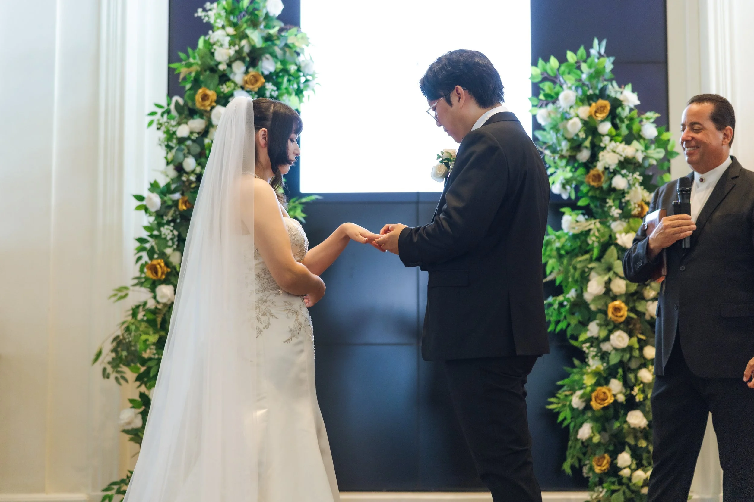 Marina and Josh Sneak peek-25.jpg