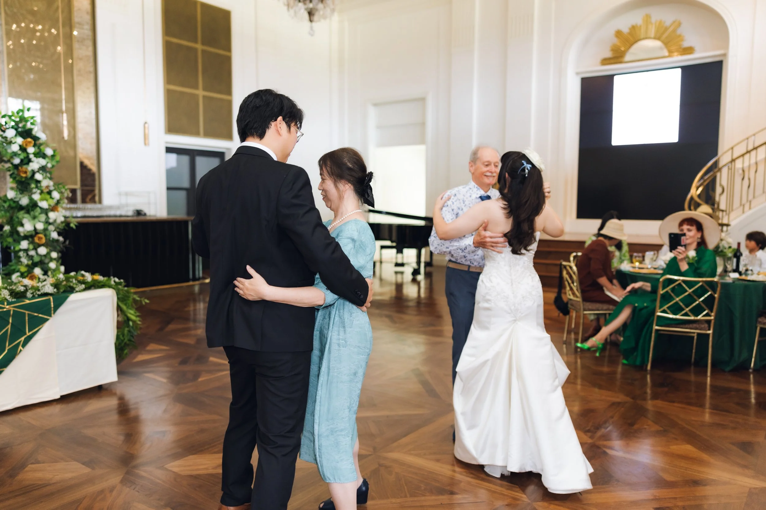 Marina and Josh Sneak peek-83.jpg