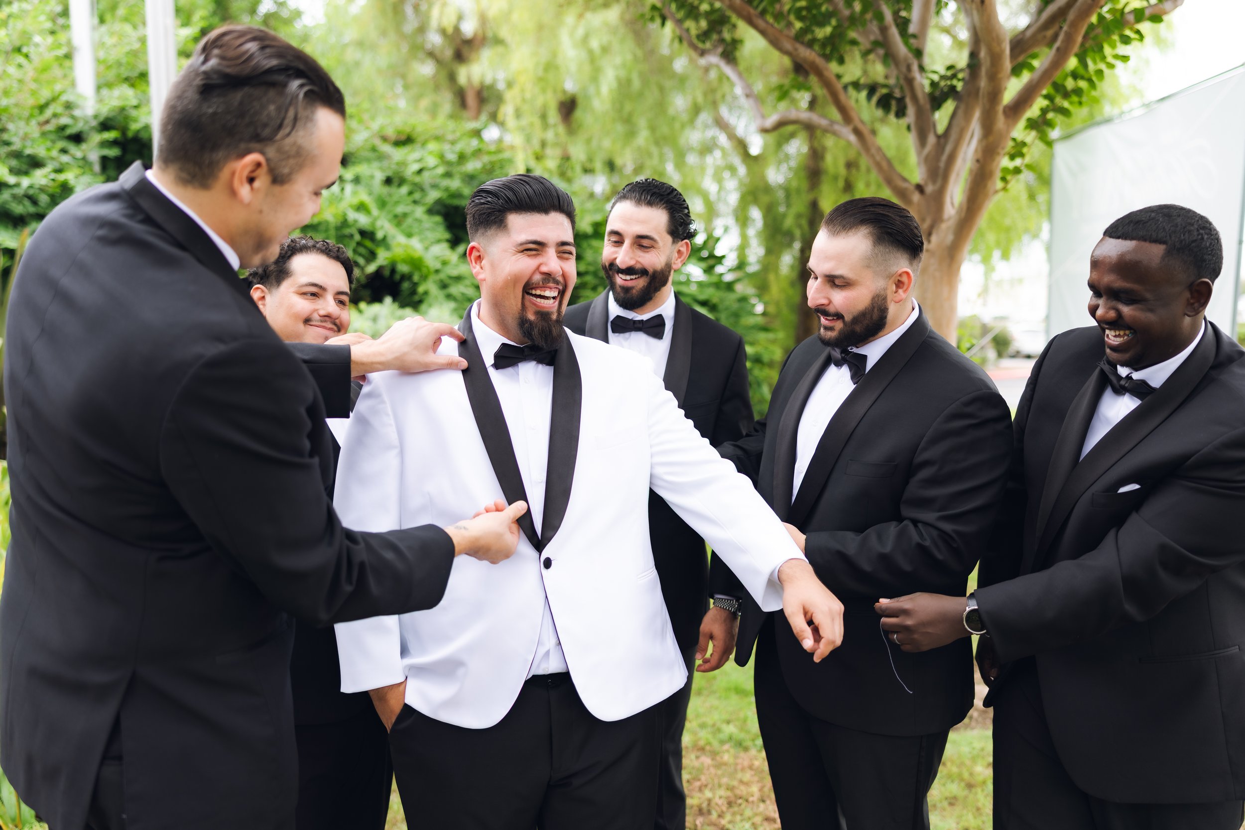 Sneak Peek- Melissa and Anthony-9.jpg