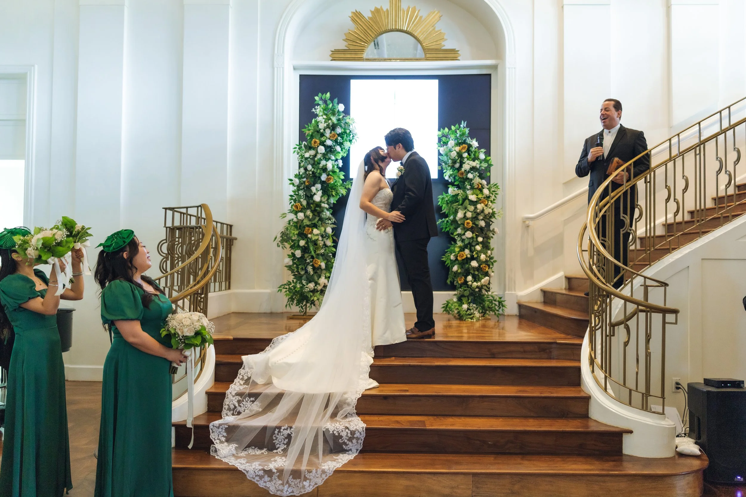 Marina and Josh Sneak peek-31.jpg