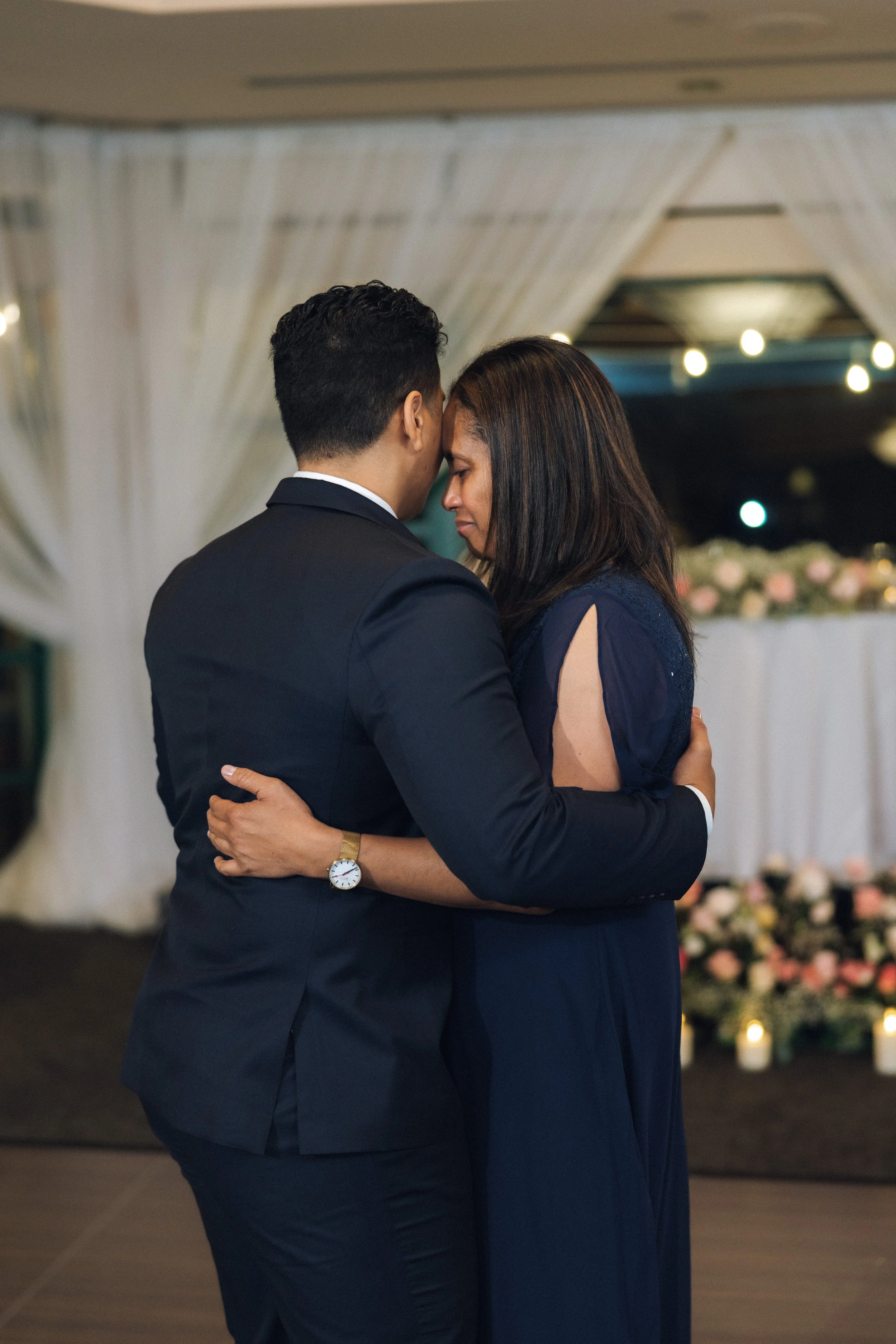 Gina and Andrew Wedding Sneak Peek-127.jpg