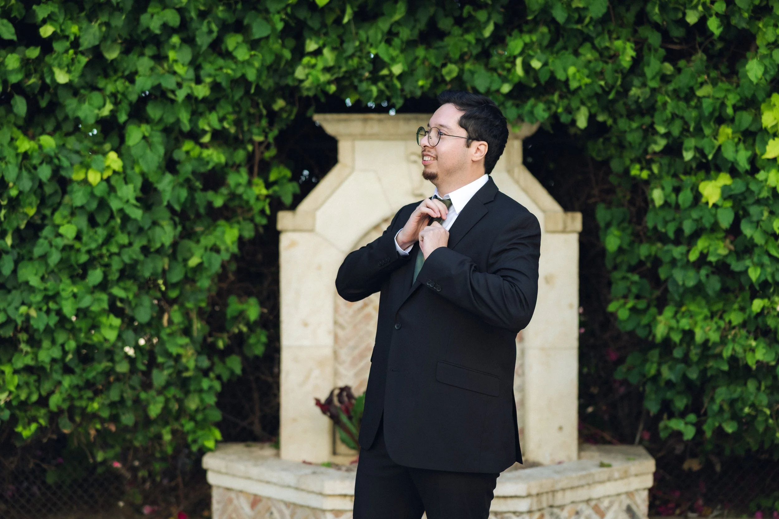 Geneva and Fernando Wedding Sneak Peek-20.jpg