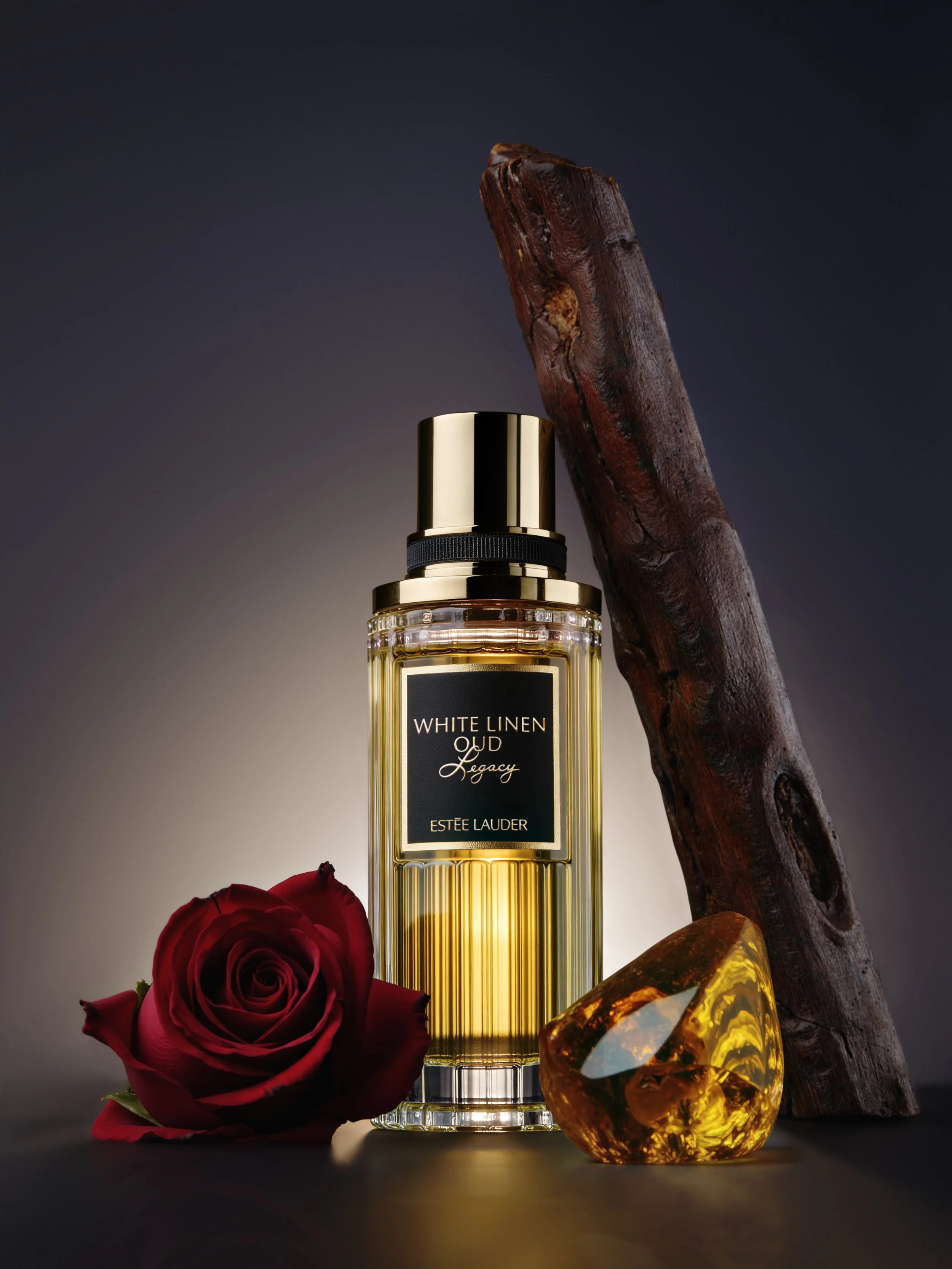 Estee_Lauder_White_Linen_Oud.jpg