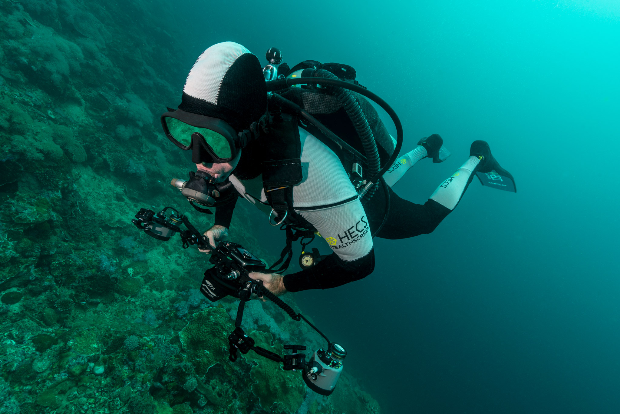 HECS semi-dry scuba suit underwater