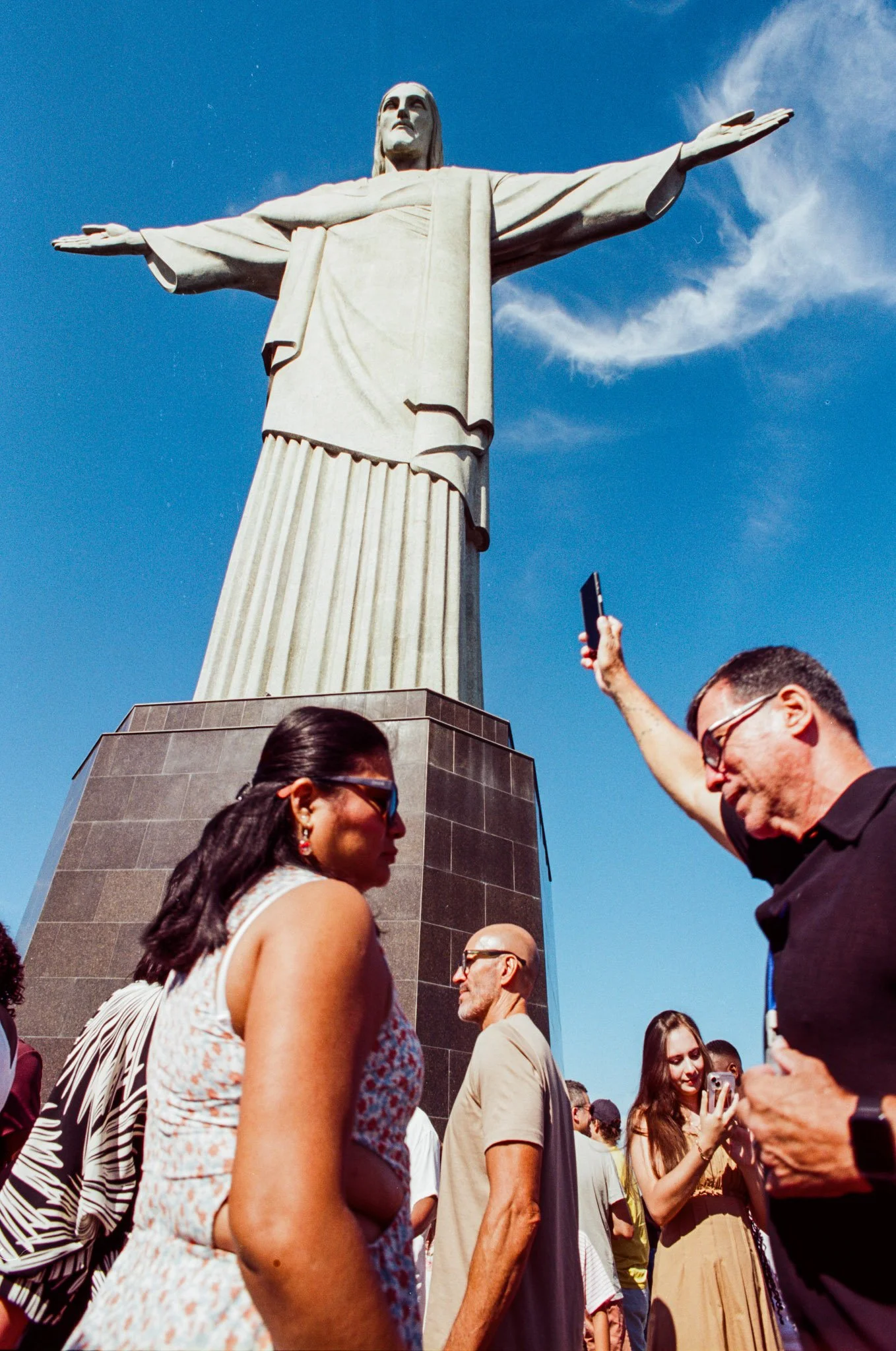 20251210_Rio_de Janeiro_Scan951984569_FM2_Ektar100.jpg