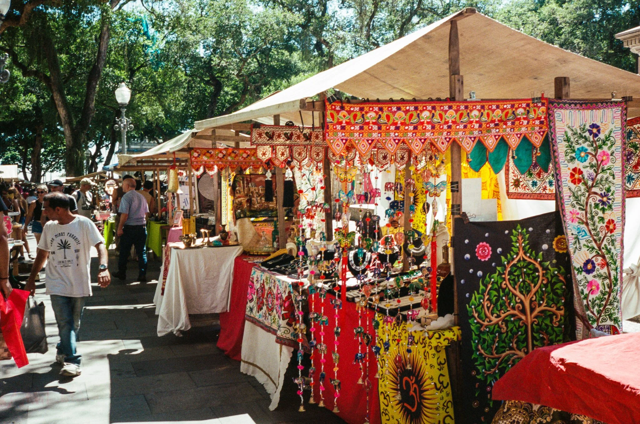 20251210_Rio_de Janeiro_Scan951984482_T2_Portra400@320.jpg