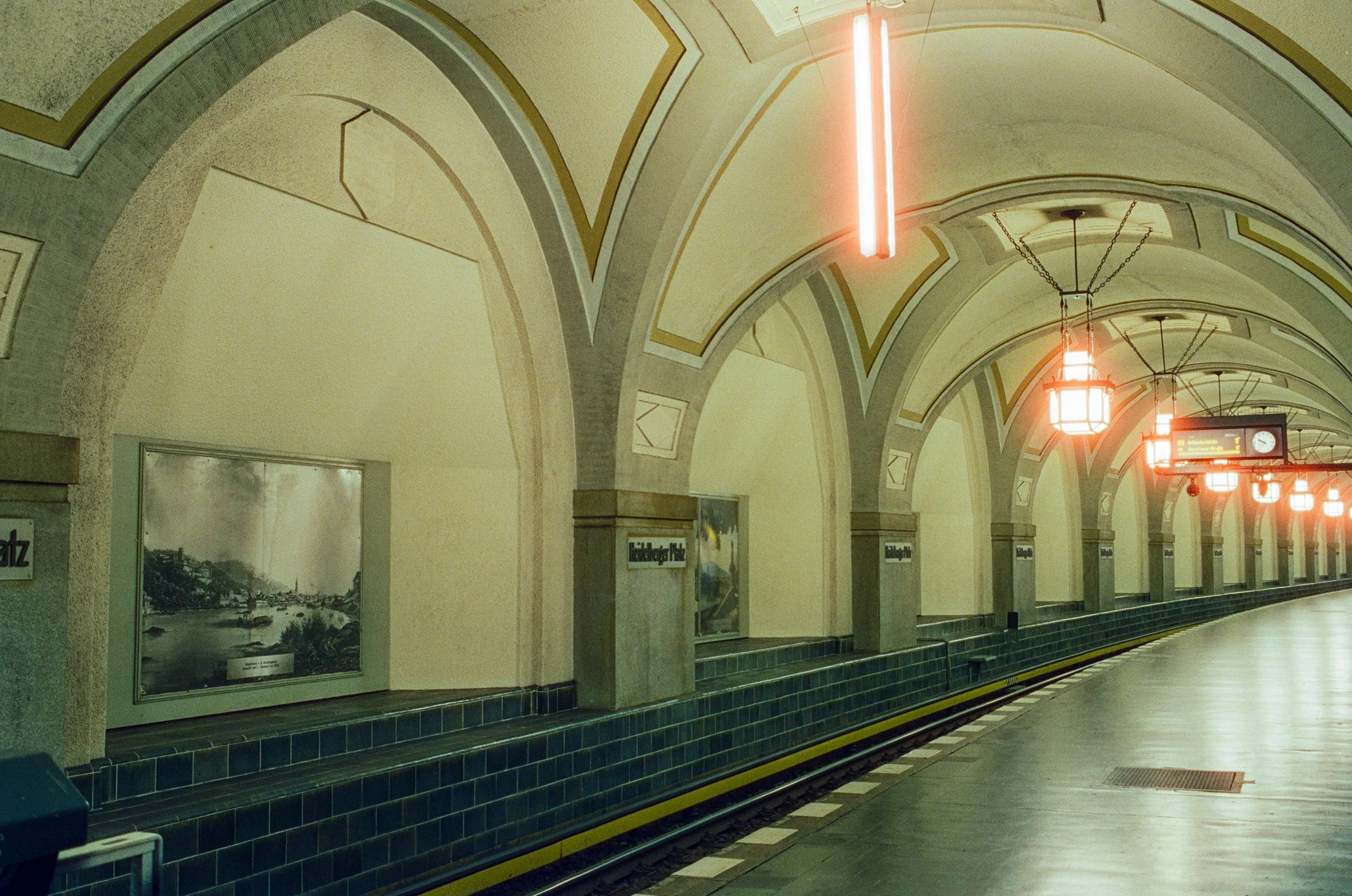20221012_U-Bahn_2899.jpg