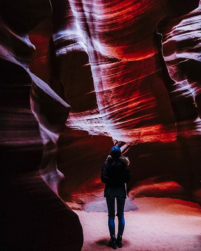 Antelope Canyon, Page, Utah 🏜
//
Tutti i parchi degli Stati Uniti sono a pagamento, il prezzo per entrare costa dai 20$ ai 35$ e solitamente vale per tre giorni. Nel caso se ne volessero visitare pi&ugrave; di tre &egrave; possibile fare la tessera 