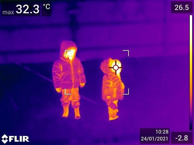 Who else had some fun in the snow this weekend? We sure did! ❄

#snow #snowday #winter #funwithflir #flir #thermalimaging #infrared #thermography #infraredphotography #thermalcamera