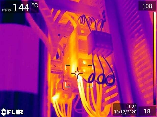 Name that fault!

This was found by one of our engineers on a job a few days ago, can you guess what the problem here is? 

#faultfinding #thermalimaging #flir #electrical #wiring #infraredcamera #thermalsurvey #thermography #inspections #maintenance