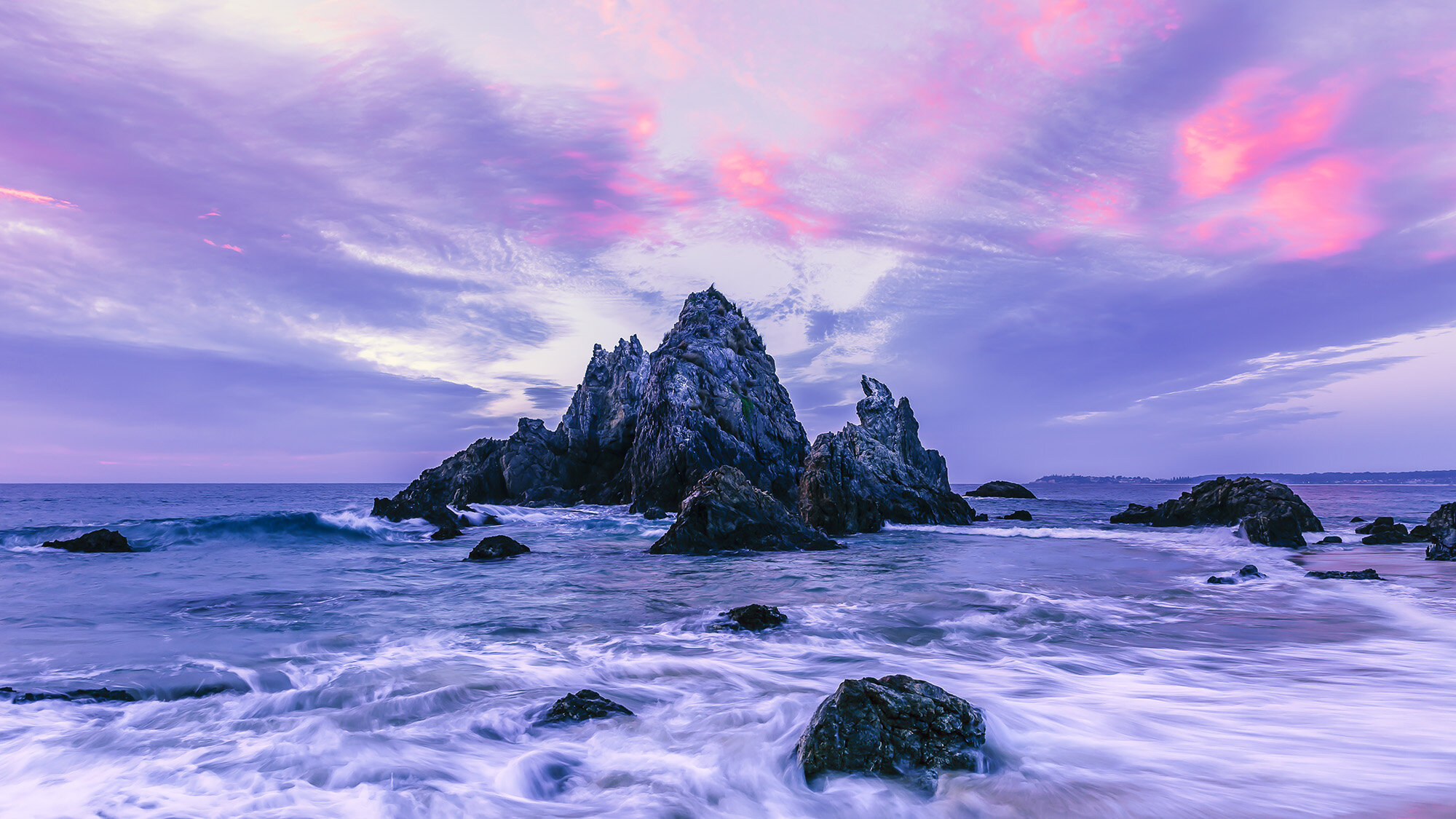 camel rock 16-9_1.jpg