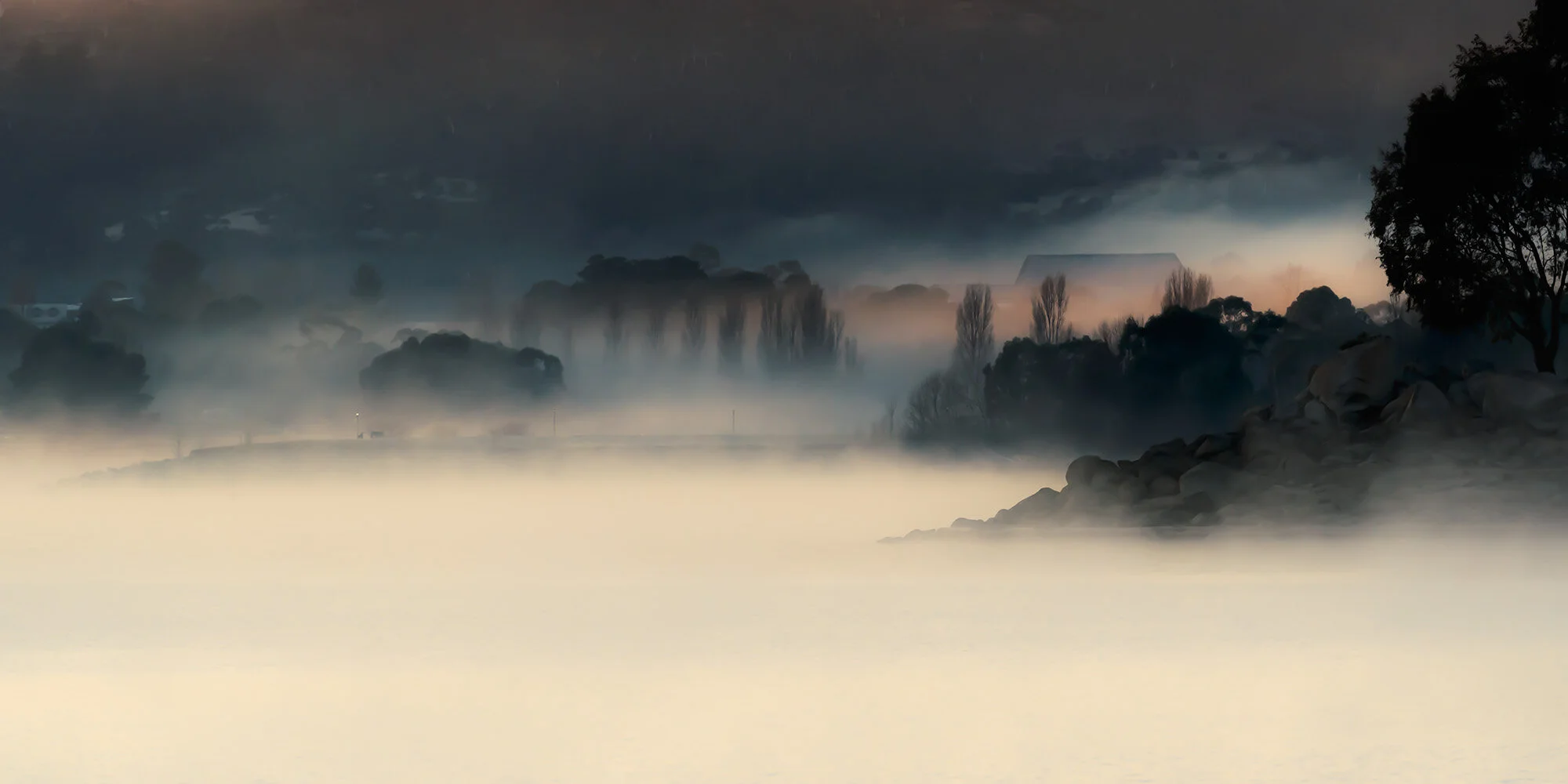 jindabyne fog_1.jpg