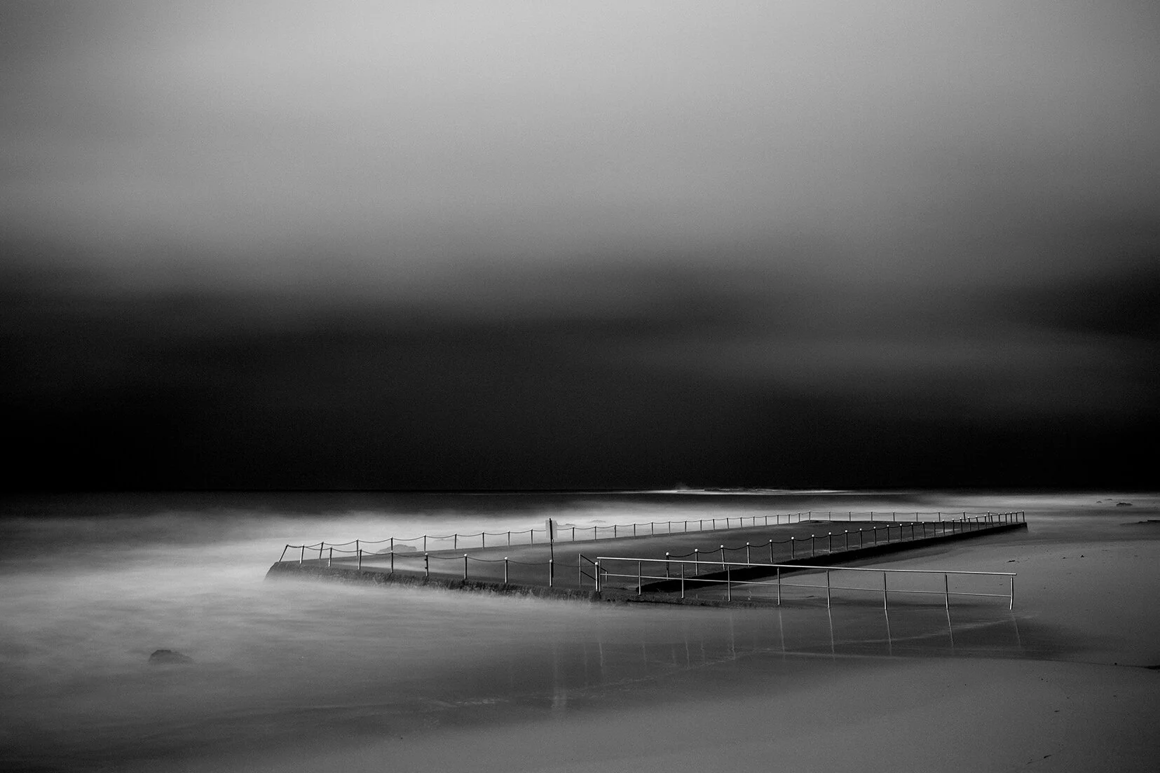newport bw.jpg