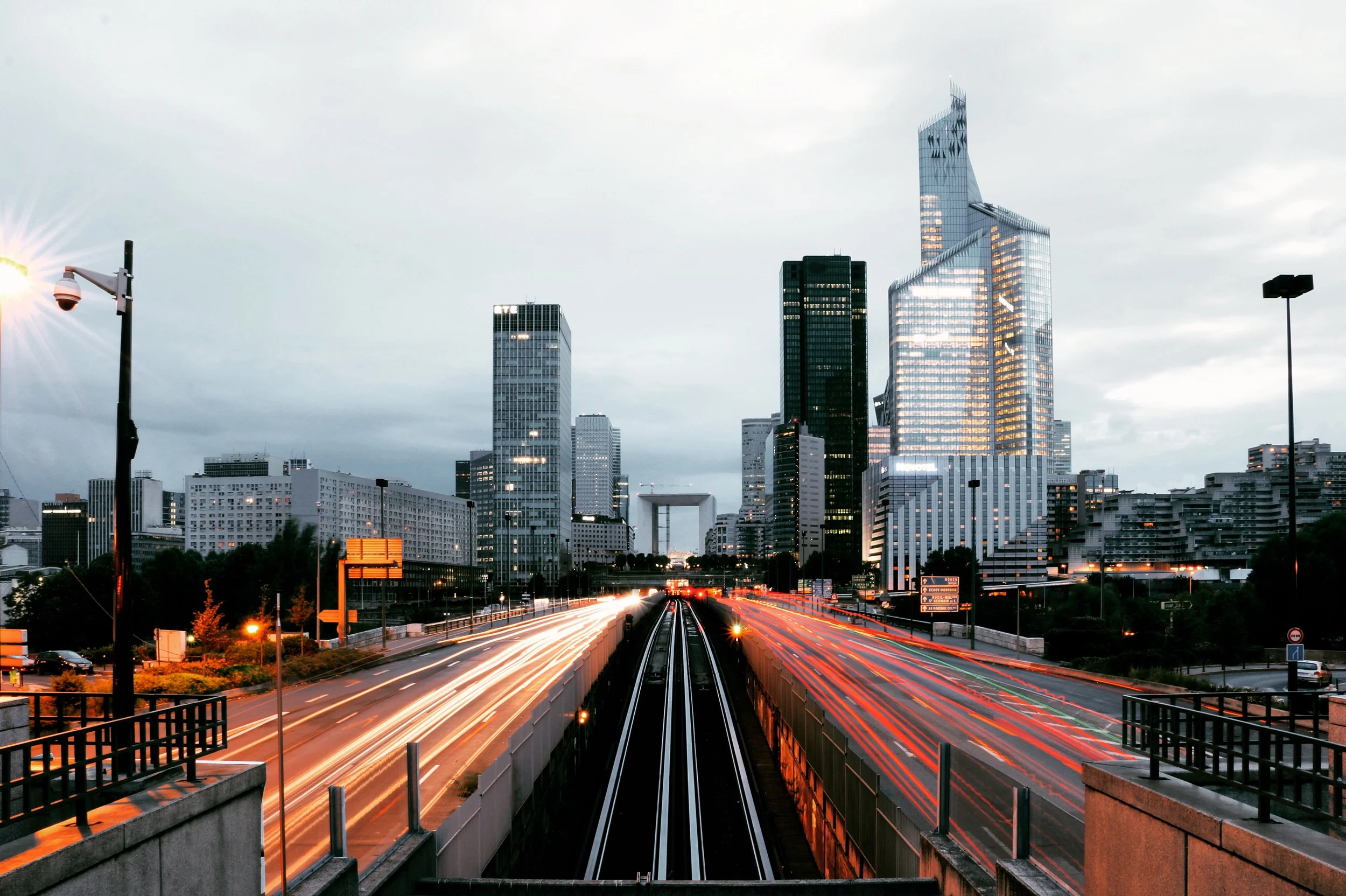 Metro Pont de Neuilly.jpg