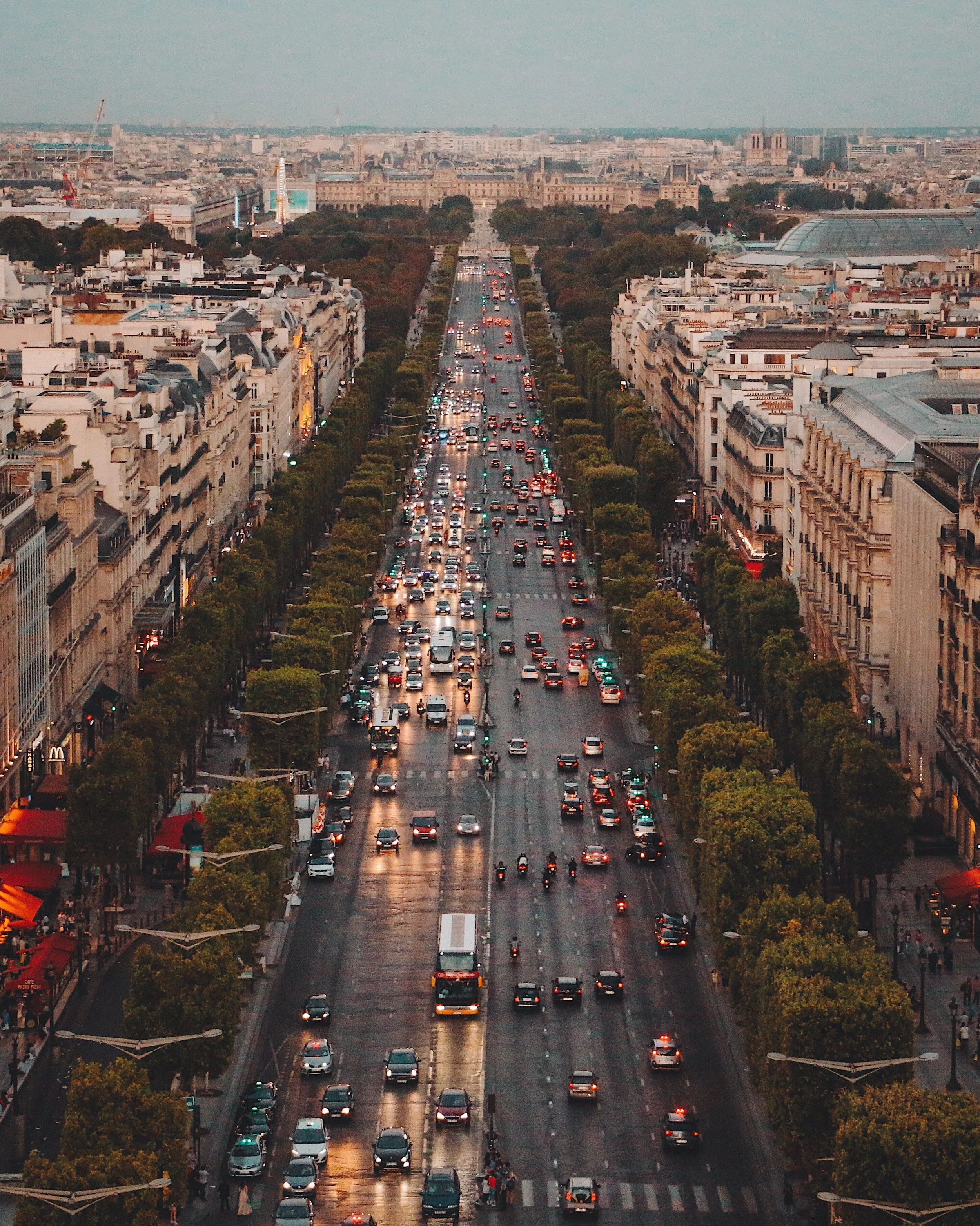 Champs-Elysées