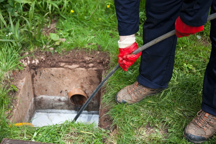 9 reasons why high-pressured water jetting is the holy grail of drain cleaning