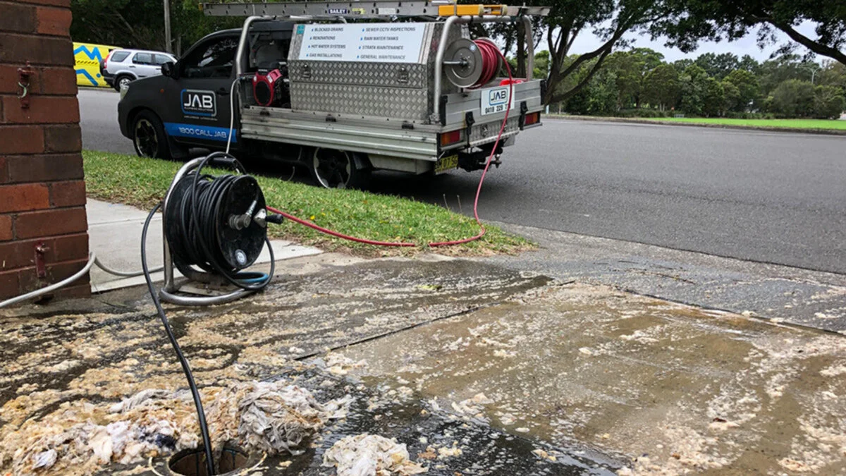 How to deal with a clogged sewer main