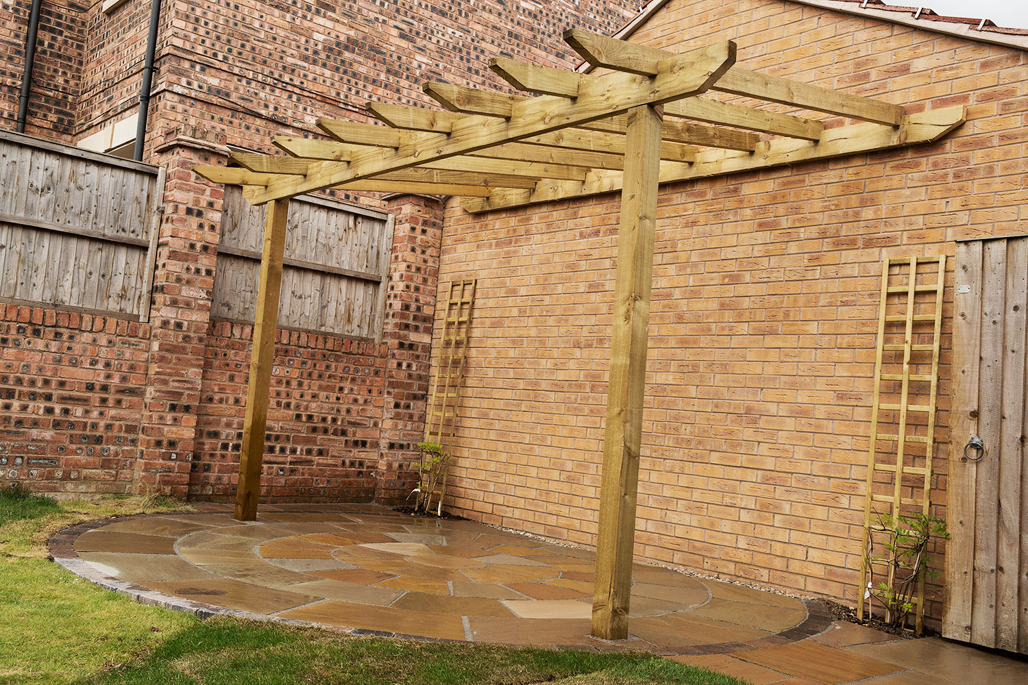 Patio Pagola raised beds york 3.jpg