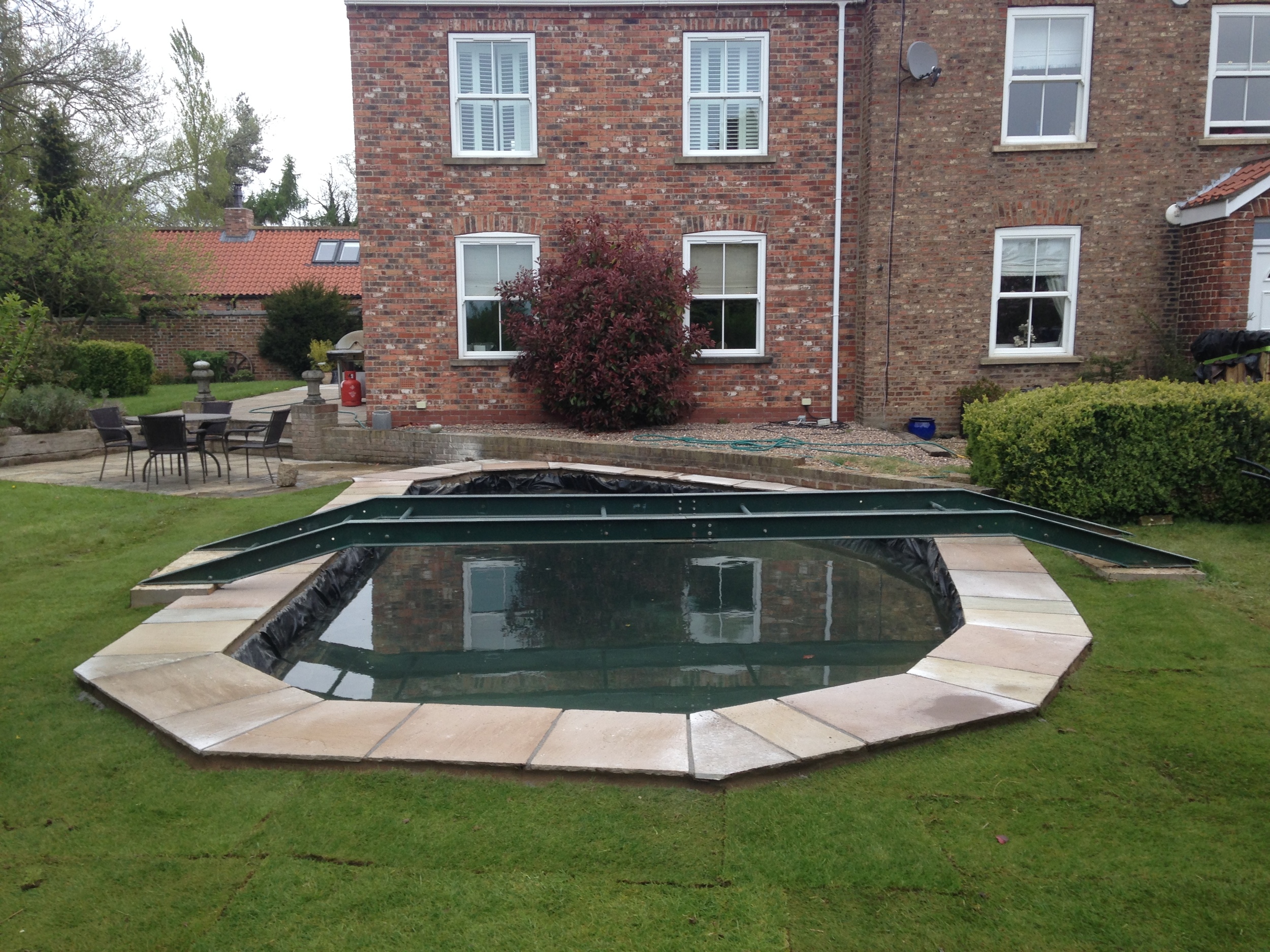 chris rivers ponds and water features design york 4.JPG