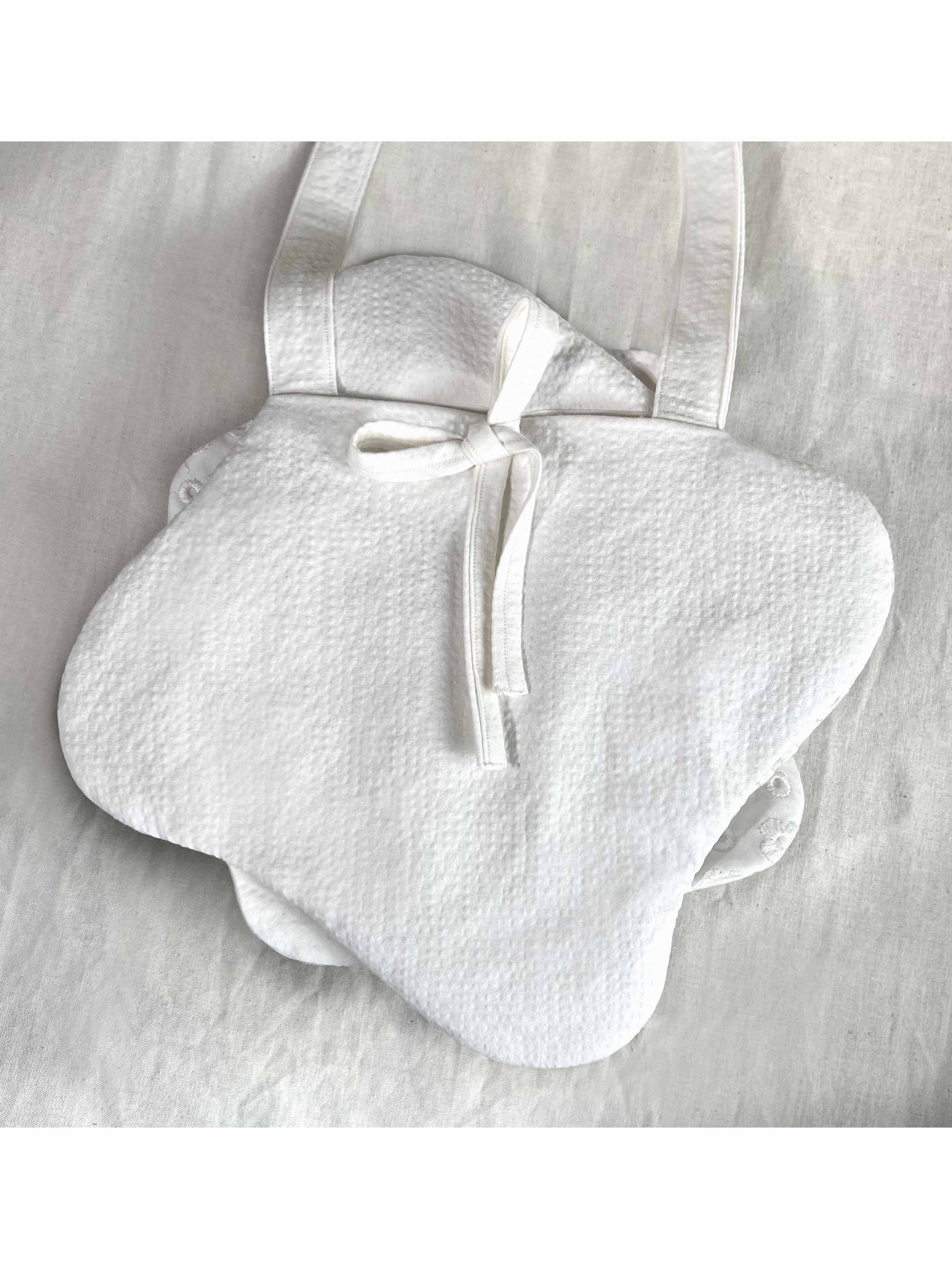 Flowertwist Mini Bag (white)-Back detail-P.jpg