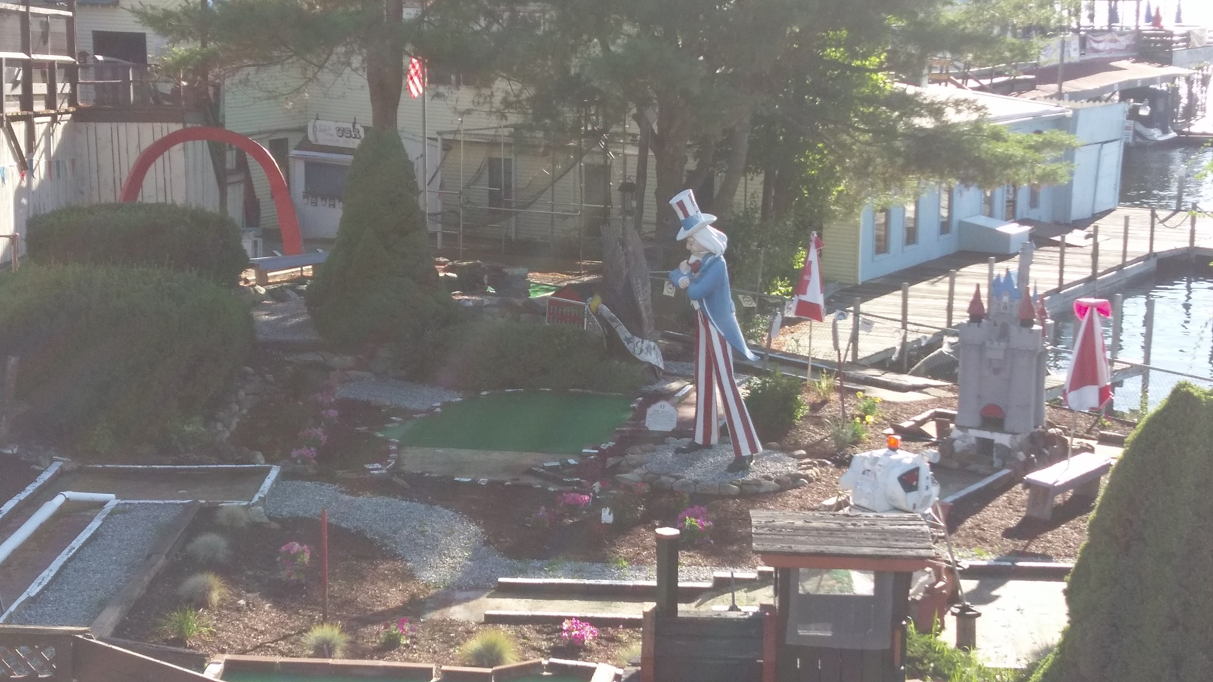 Abandoned mini-golf