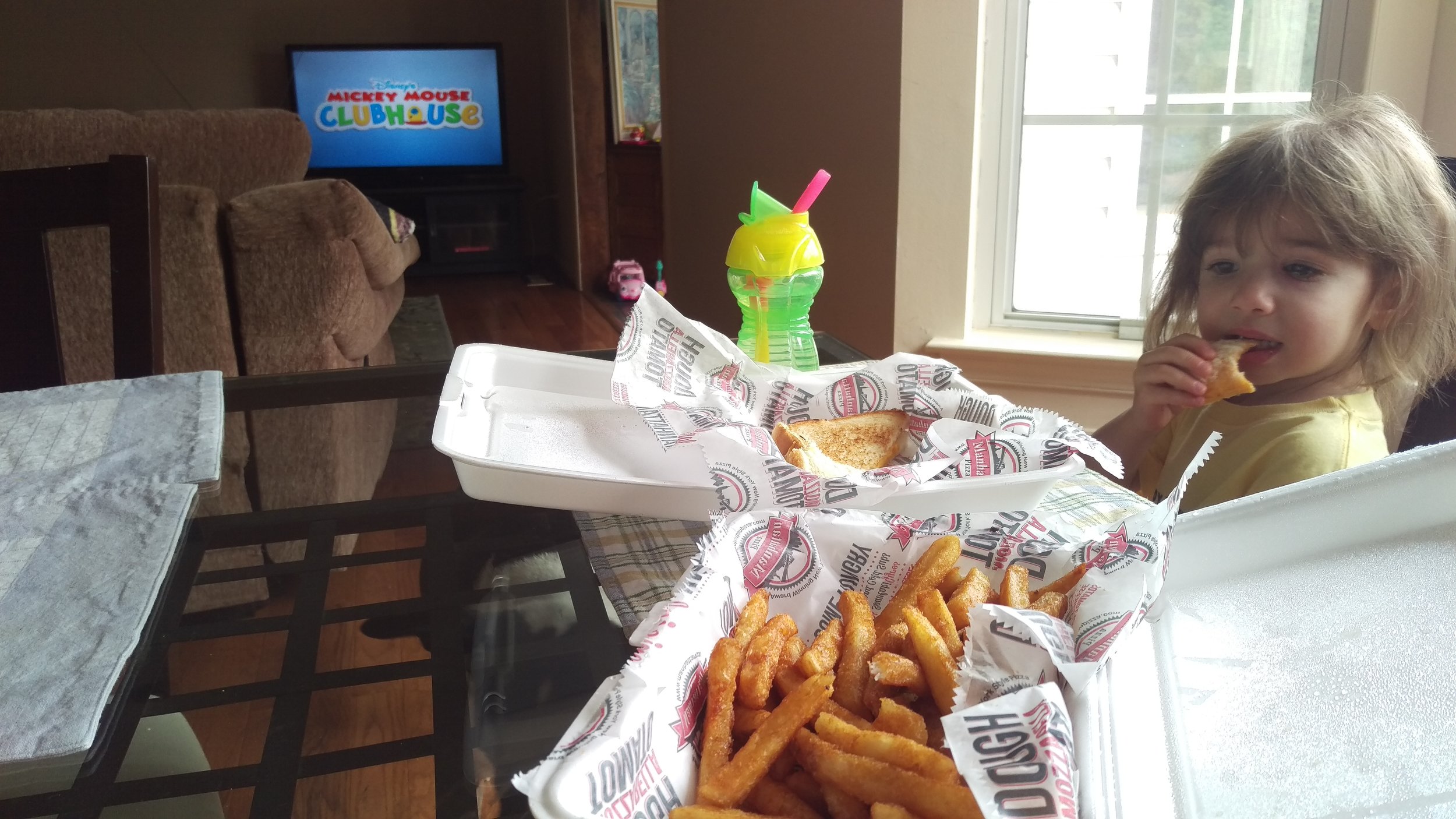 Lunch and Minnie Mouse Clubhouse