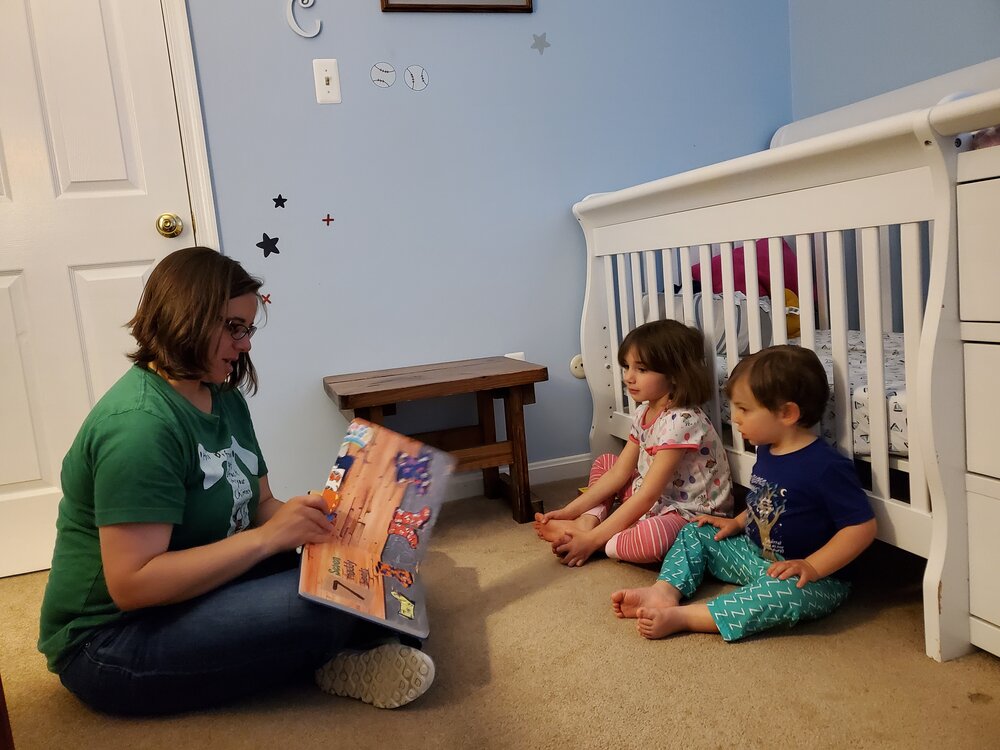 Kids that read together with mommy leave daddy alone together