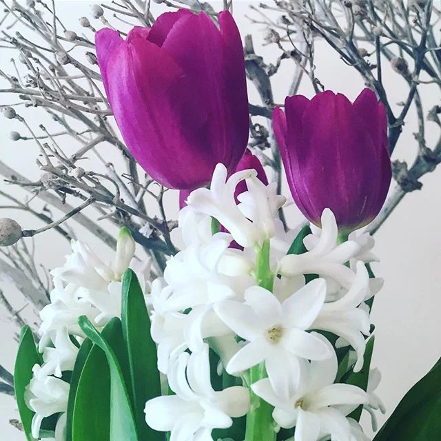 Beautiful random gift which made me more than smile from my kind love #springflowers #soulmate #romantic