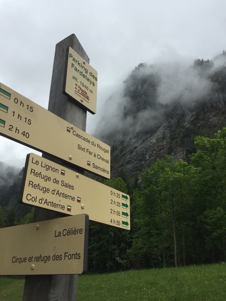 Good signposting on the trails in Haute Giffre