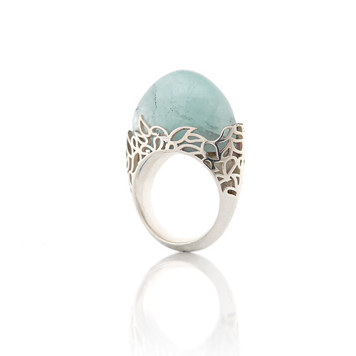 Aquamarine and silver ring