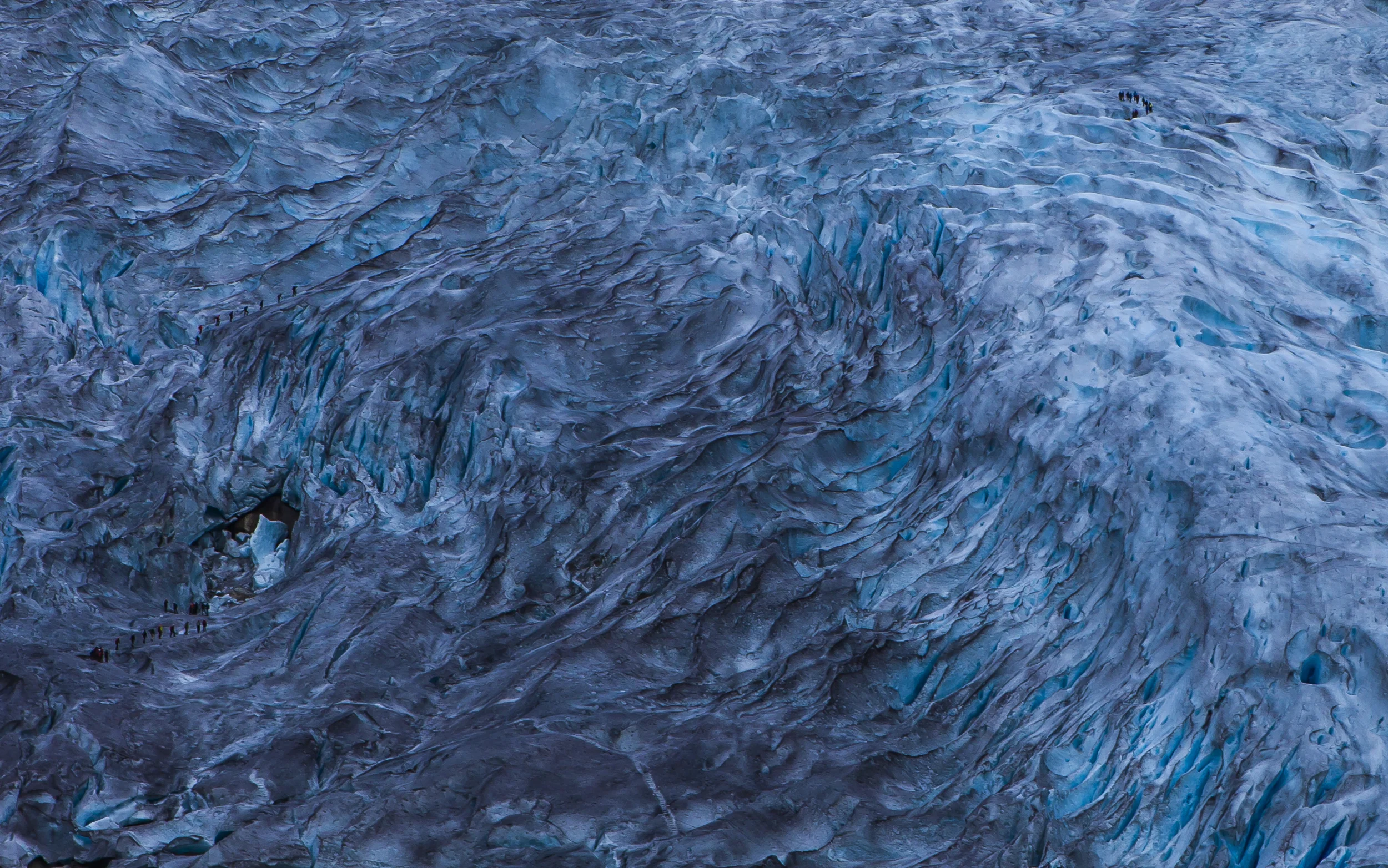 Traversing the Seracs