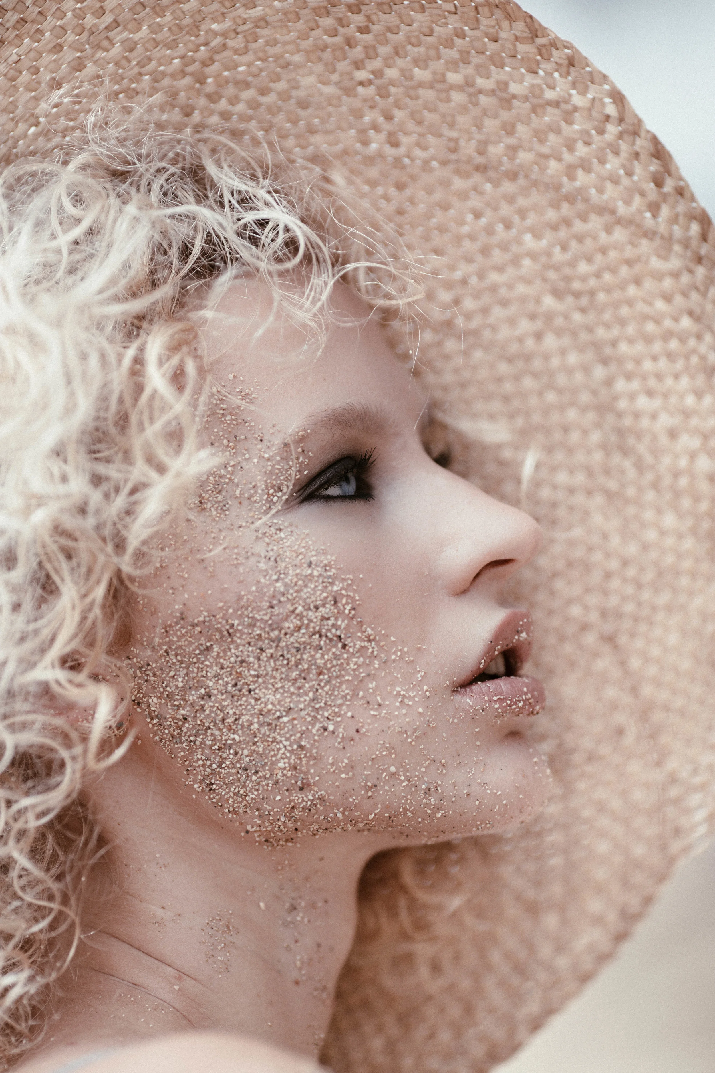 Jully Smirnova photographed on location in Honolulu, HI by Samantha Feyen.