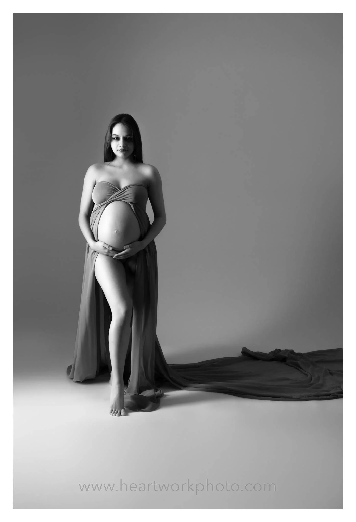 Classic Studio Maternity