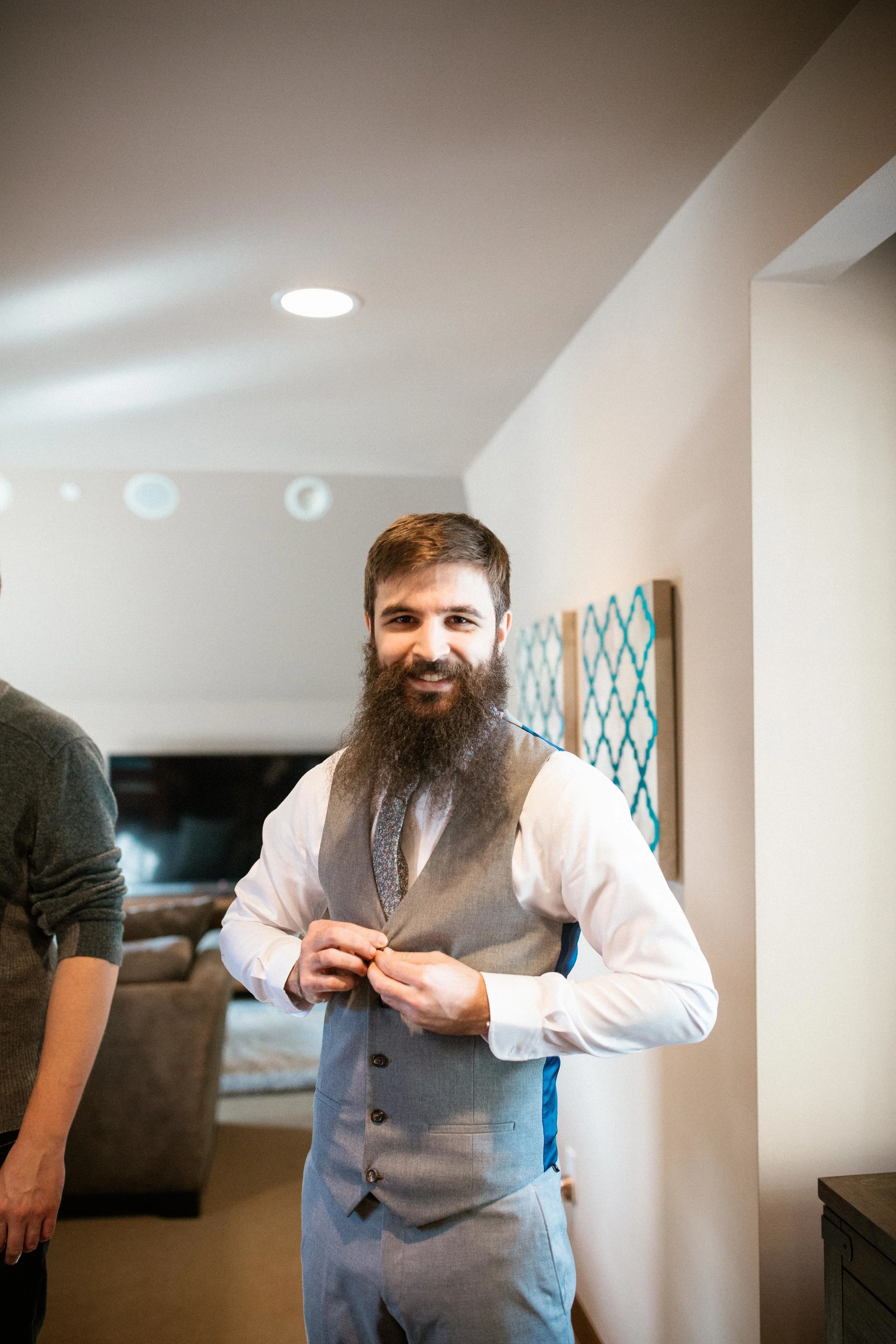 Aimee&Travis-SneakPeekBLOG-11.jpg