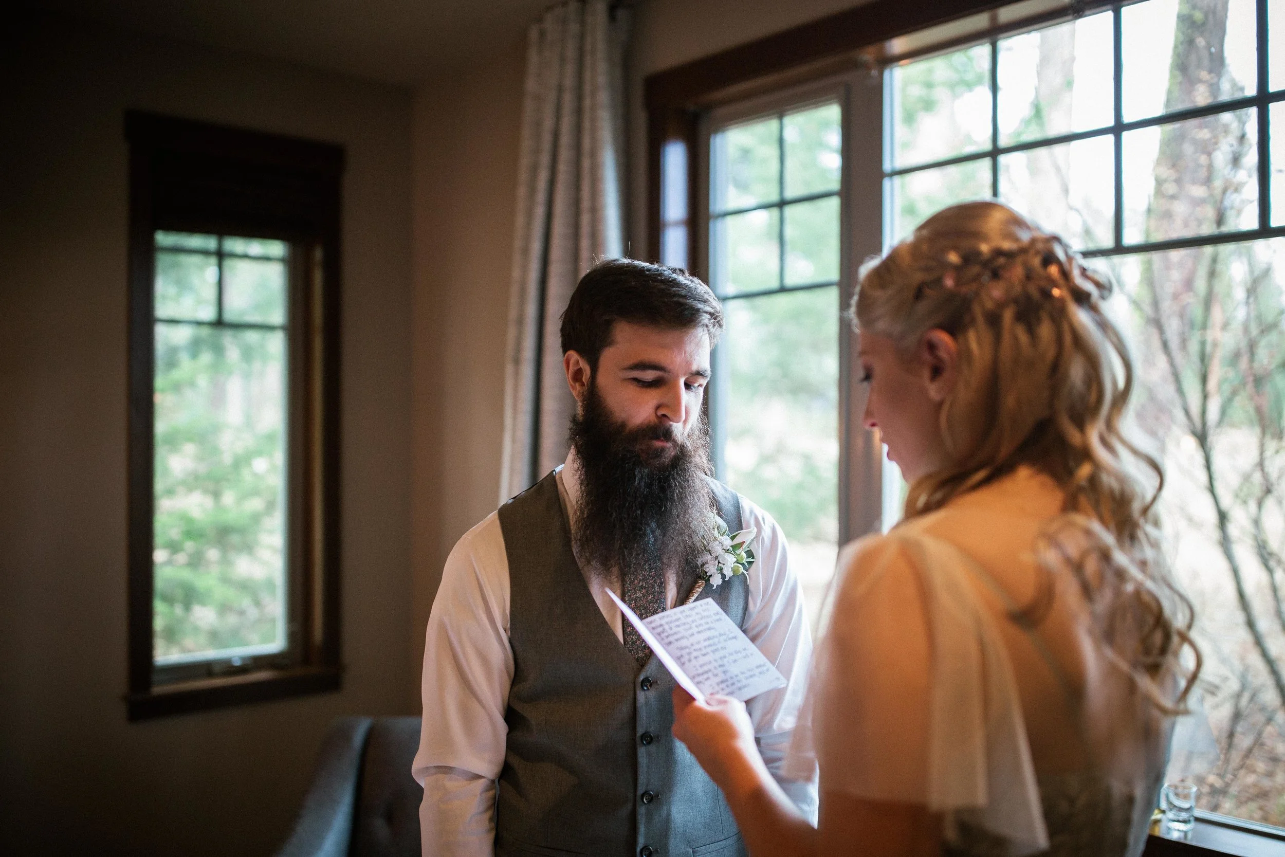 Aimee&Travis-SneakPeekBLOG-29.jpg