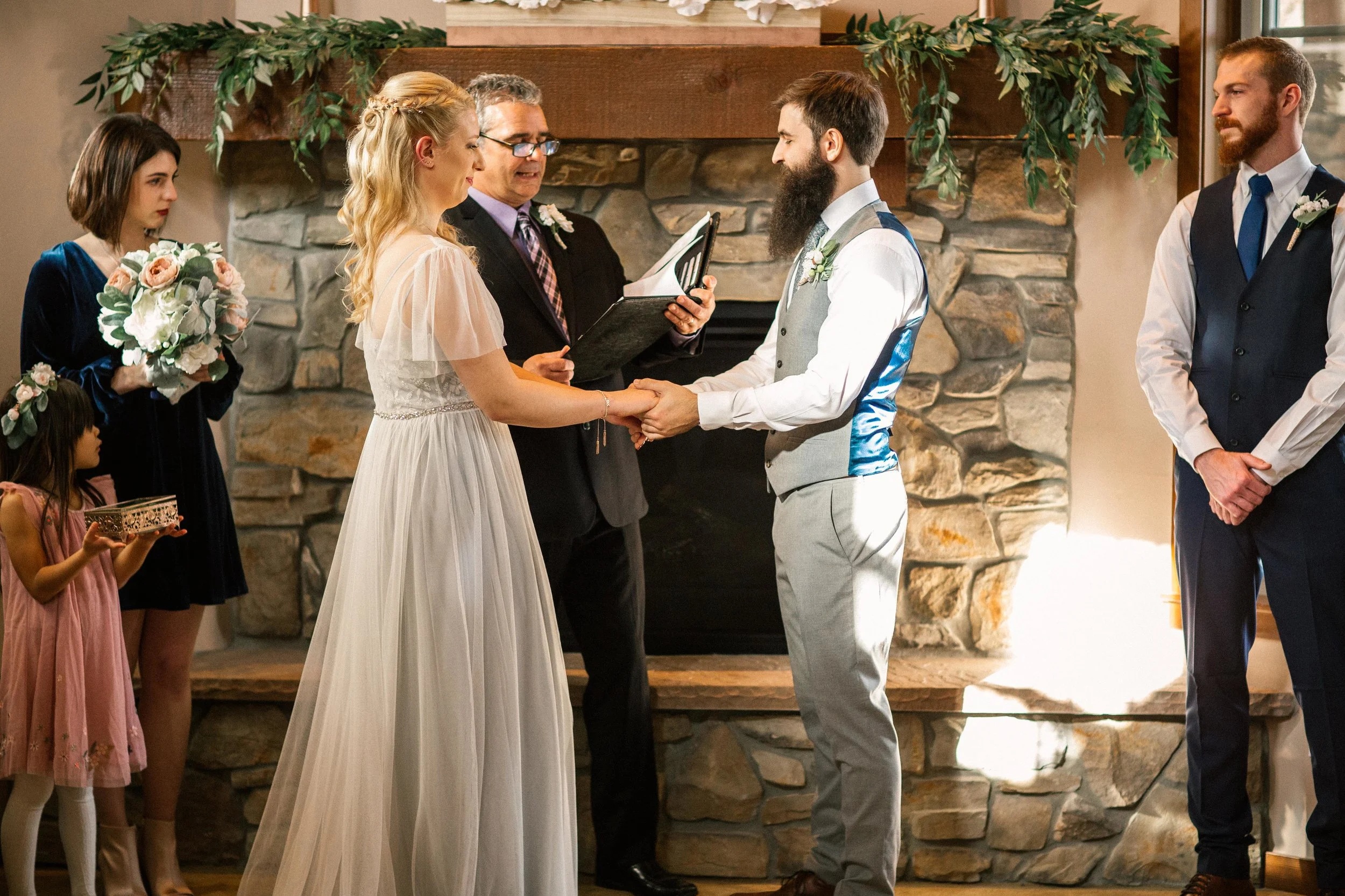 Aimee&Travis-SneakPeekBLOG-42.jpg